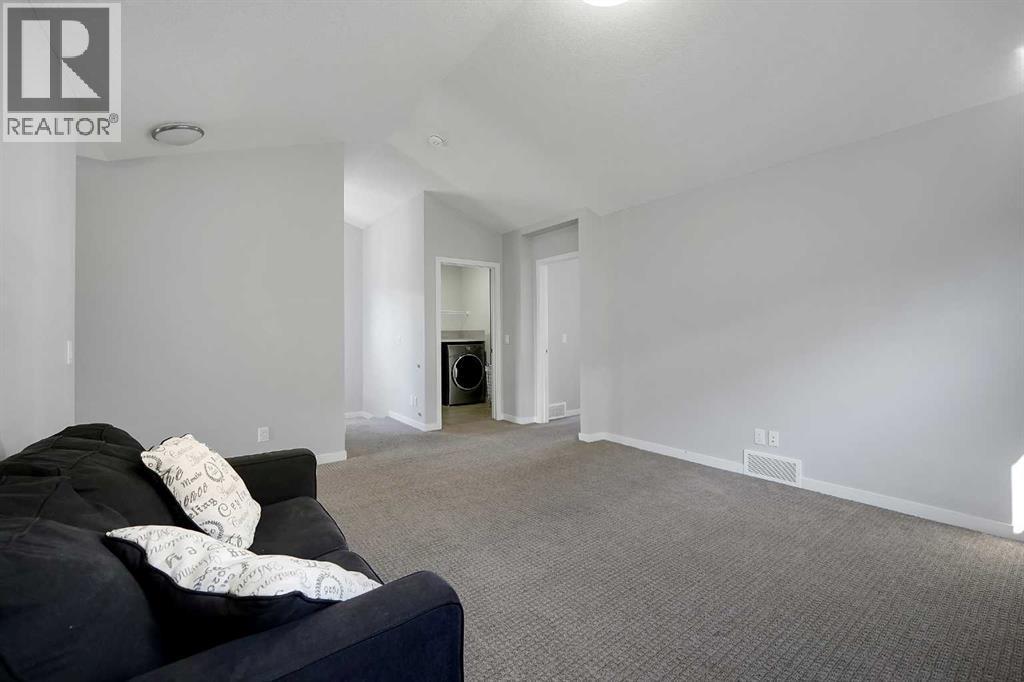 216 Carringvue Manor Nw, Calgary, AB