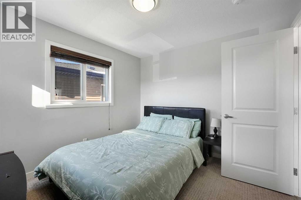 216 Carringvue Manor Nw, Calgary, AB
