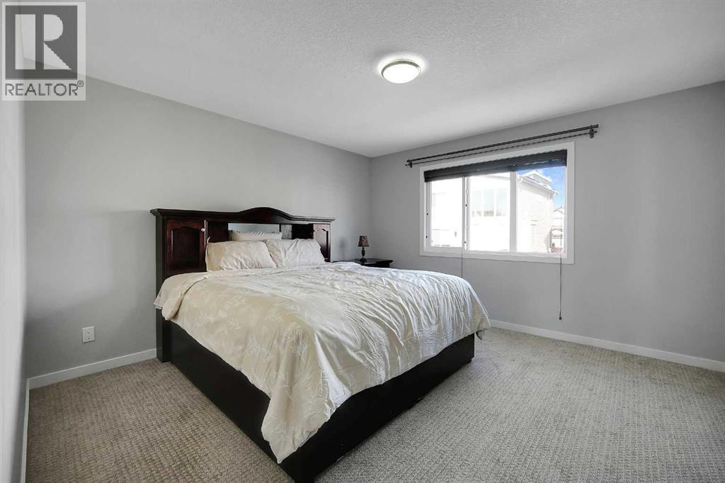 216 Carringvue Manor Nw, Calgary, AB