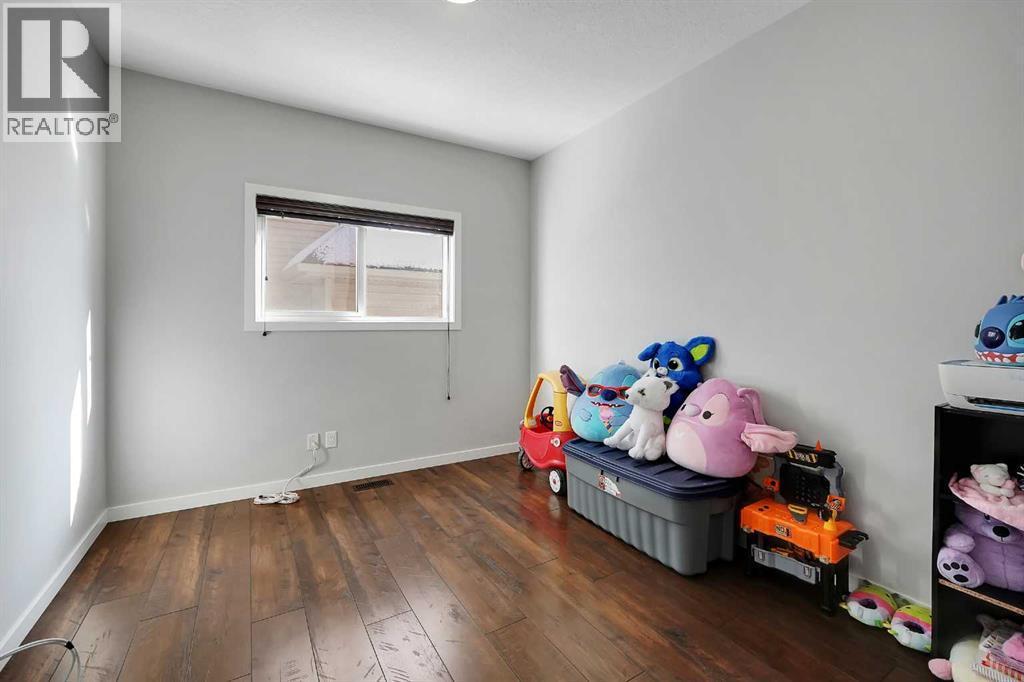 216 Carringvue Manor Nw, Calgary, AB