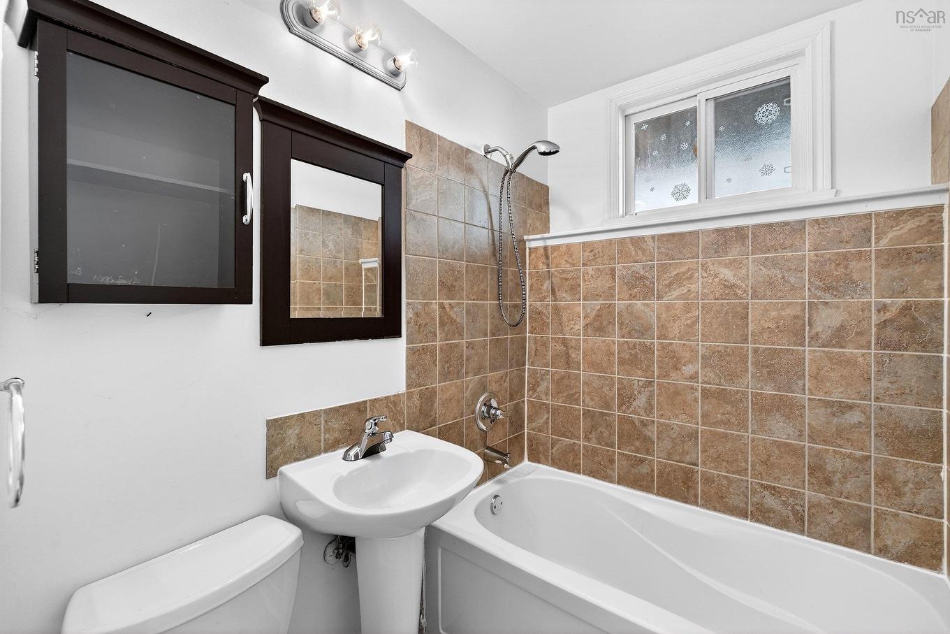 9 Kidston Road, Halifax, NS