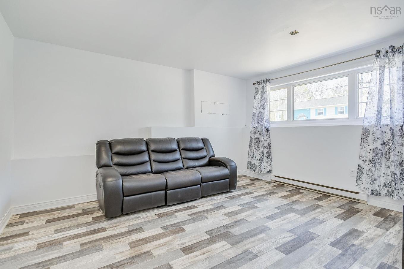 4 Fury Drive, Dartmouth, NS