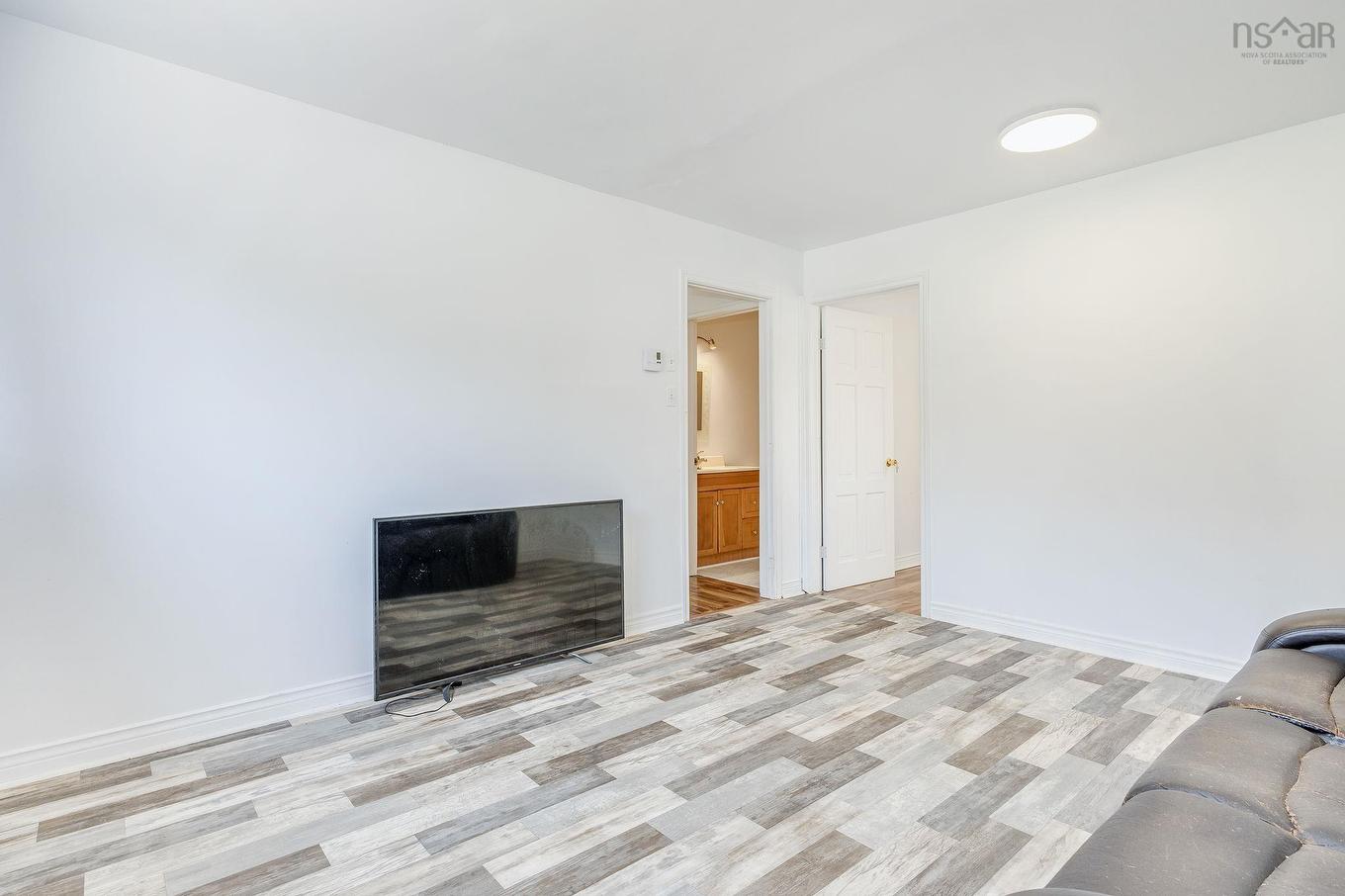 4 Fury Drive, Dartmouth, NS