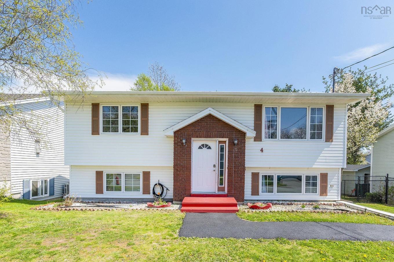 4 Fury Drive, Dartmouth, NS