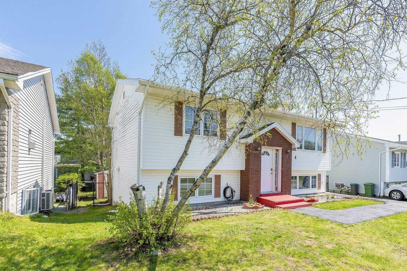 4 Fury Drive, Dartmouth, NS
