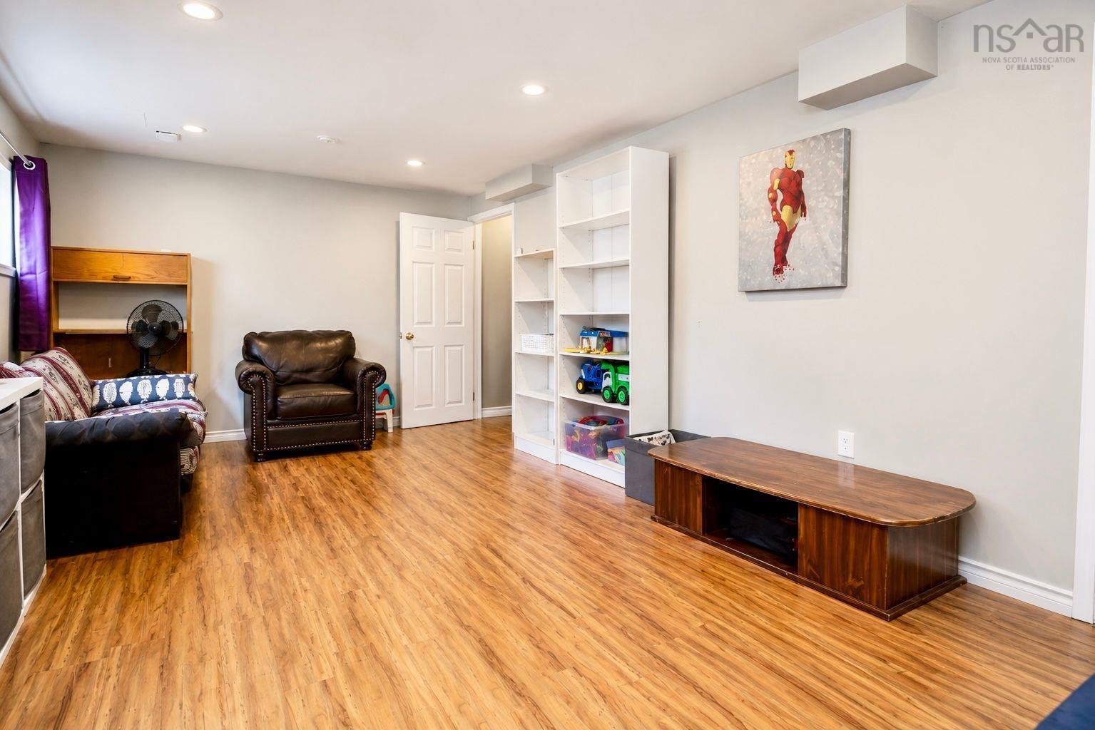 541 Arklow Drive, Dartmouth, NS - Indoor