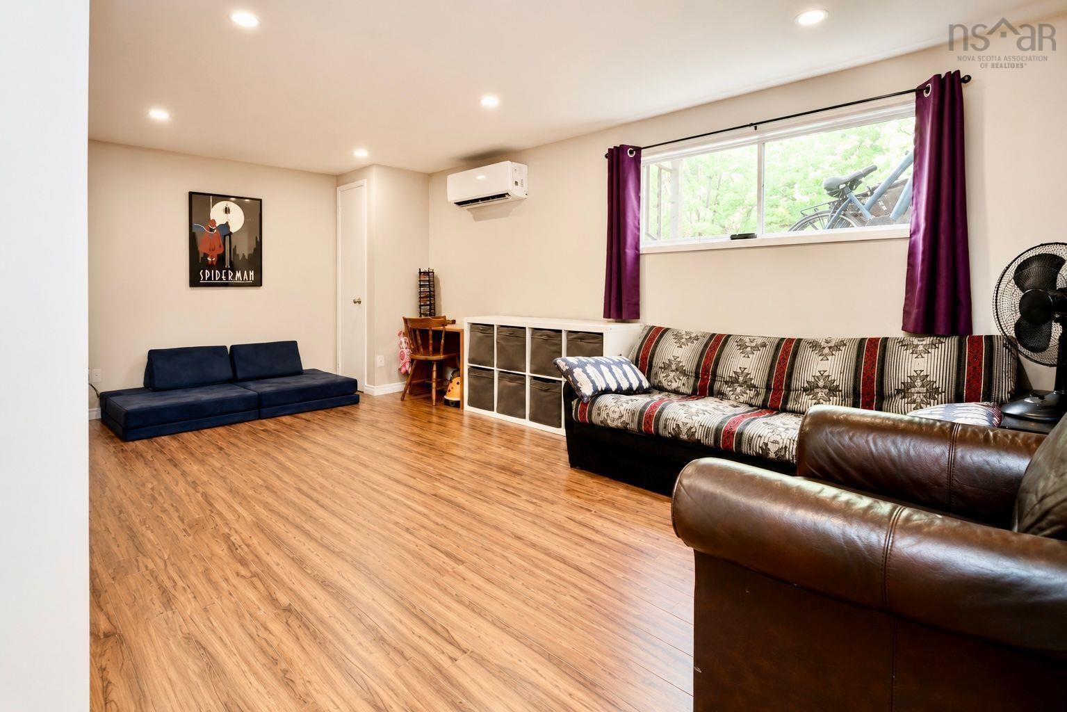 541 Arklow Drive, Dartmouth, NS - Indoor