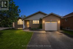 343 MARY STREET W Kawartha Lakes (Lindsay), ON K9V 6J9