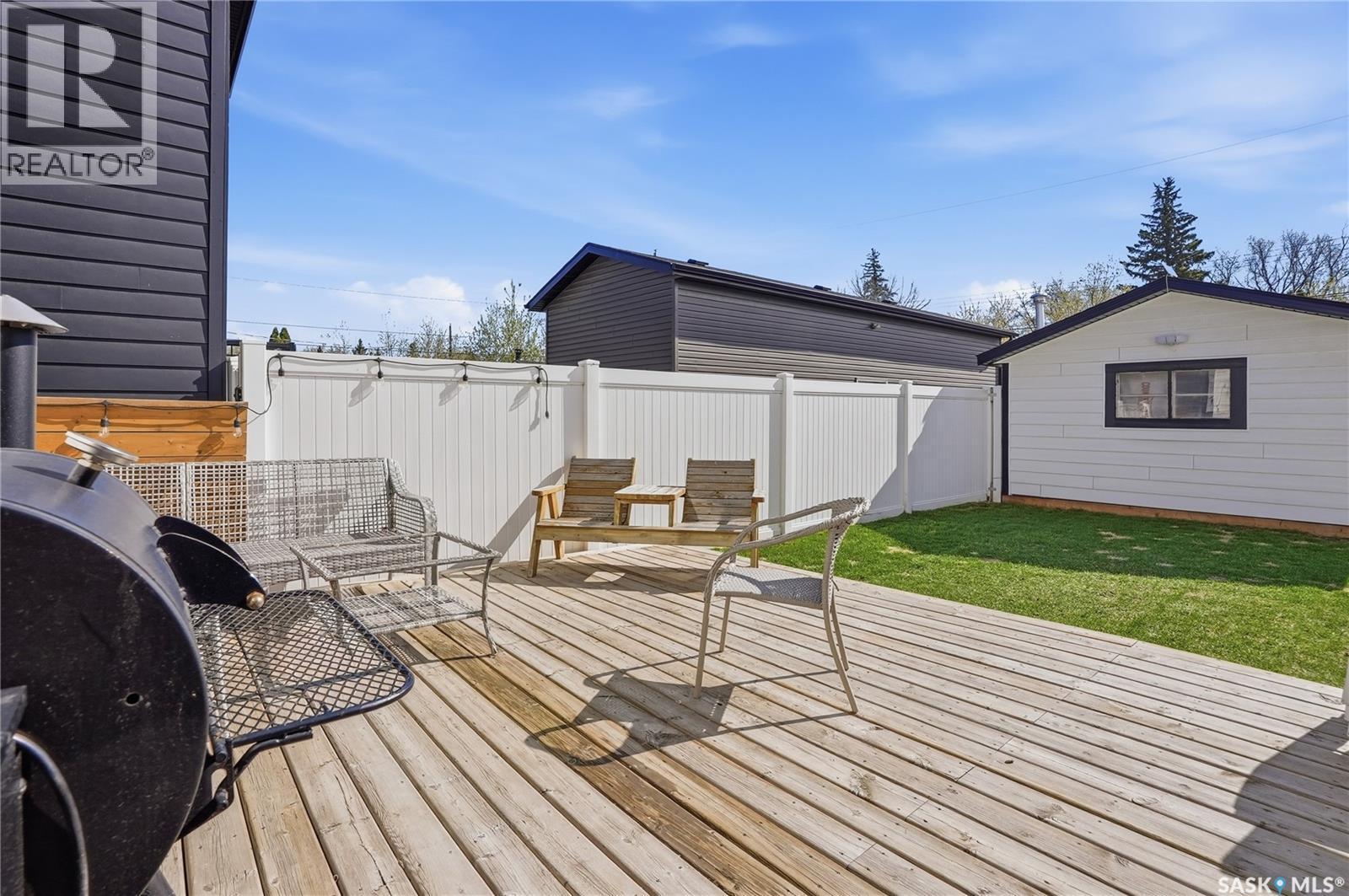 1306 6Th Avenue N, Saskatoon, SK - Outdoor With Deck Patio Veranda With Exterior