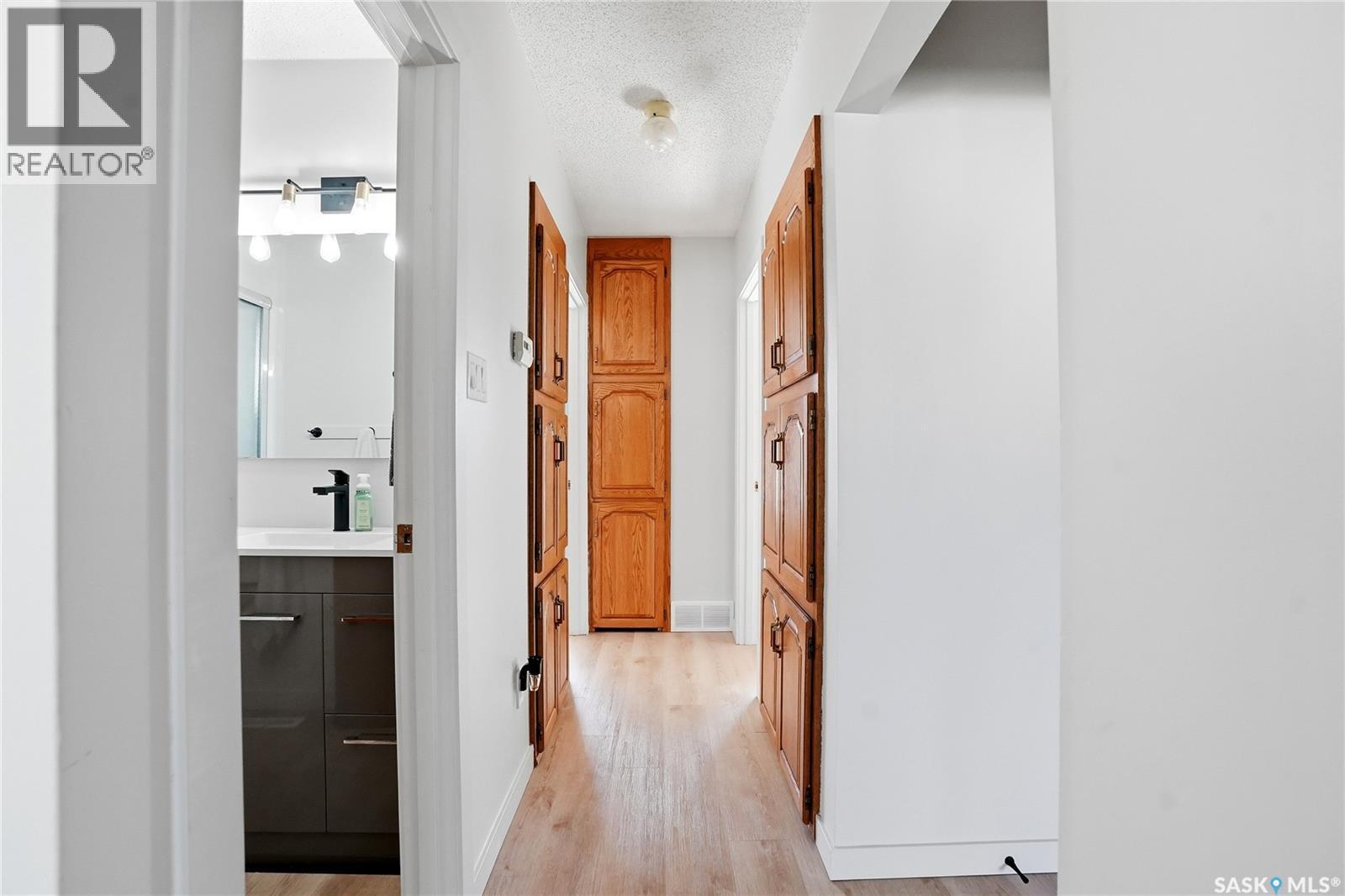 1306 6Th Avenue N, Saskatoon, SK - Indoor Photo Showing Other Room