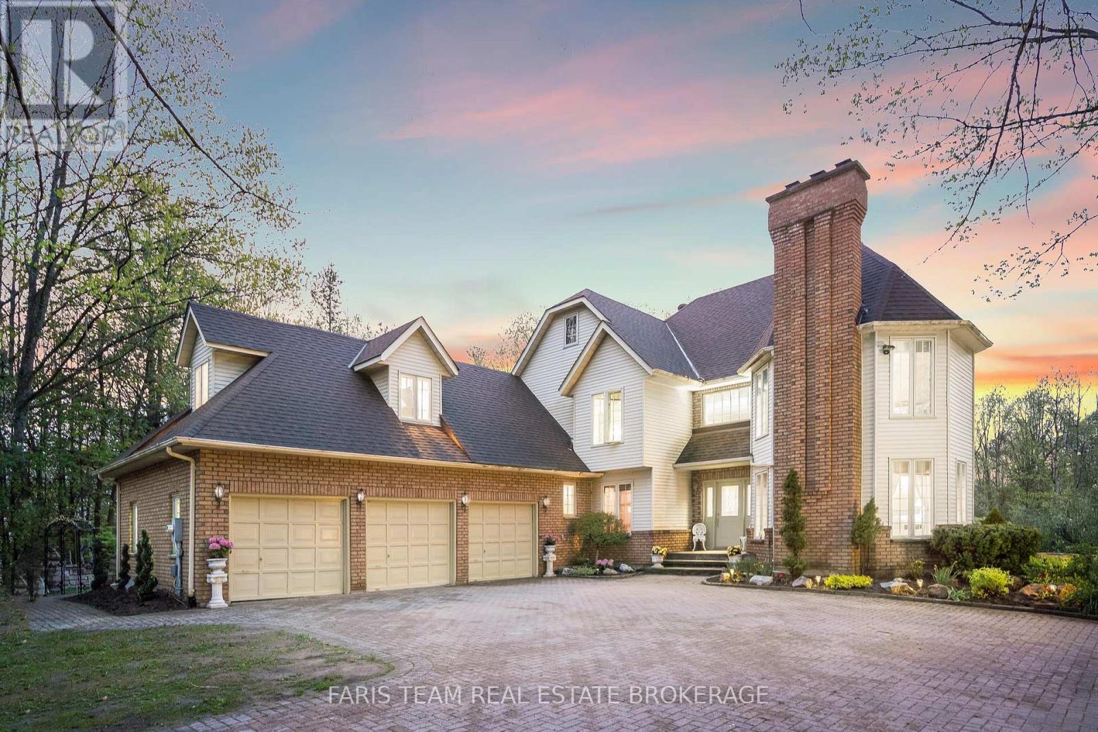4 Mills Circle, Springwater, ON - Outdoor With Facade
