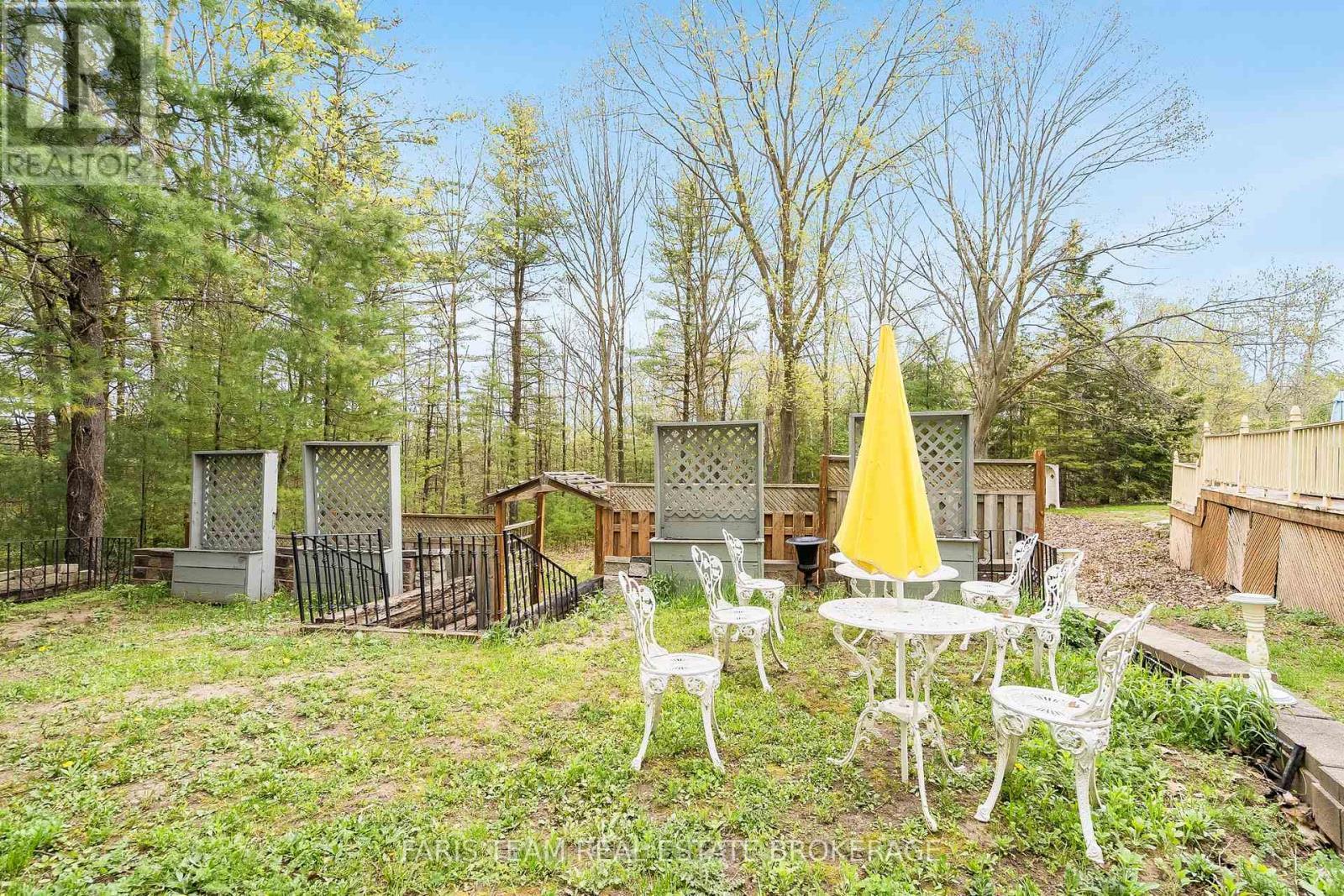 4 Mills Circle, Springwater, ON - Outdoor