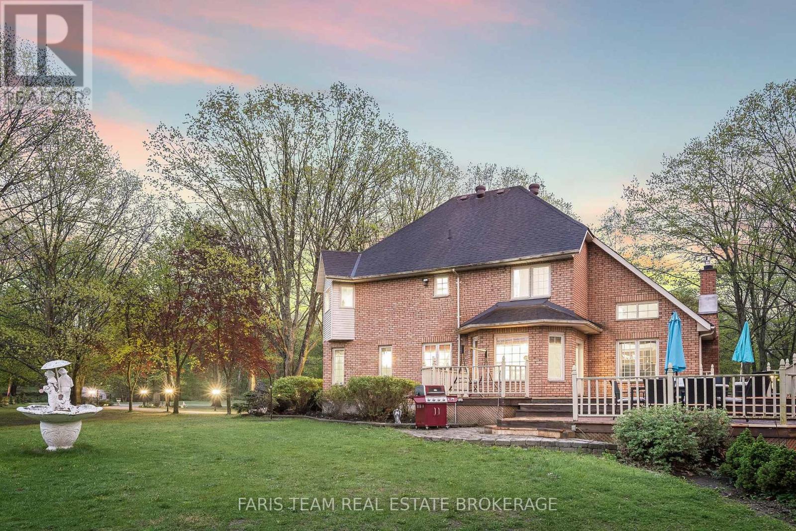 4 Mills Circle, Springwater, ON - Outdoor With Deck Patio Veranda