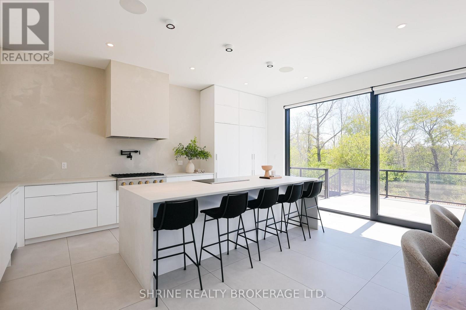 228 Edgewater Boulevard, Middlesex Centre, ON - Indoor