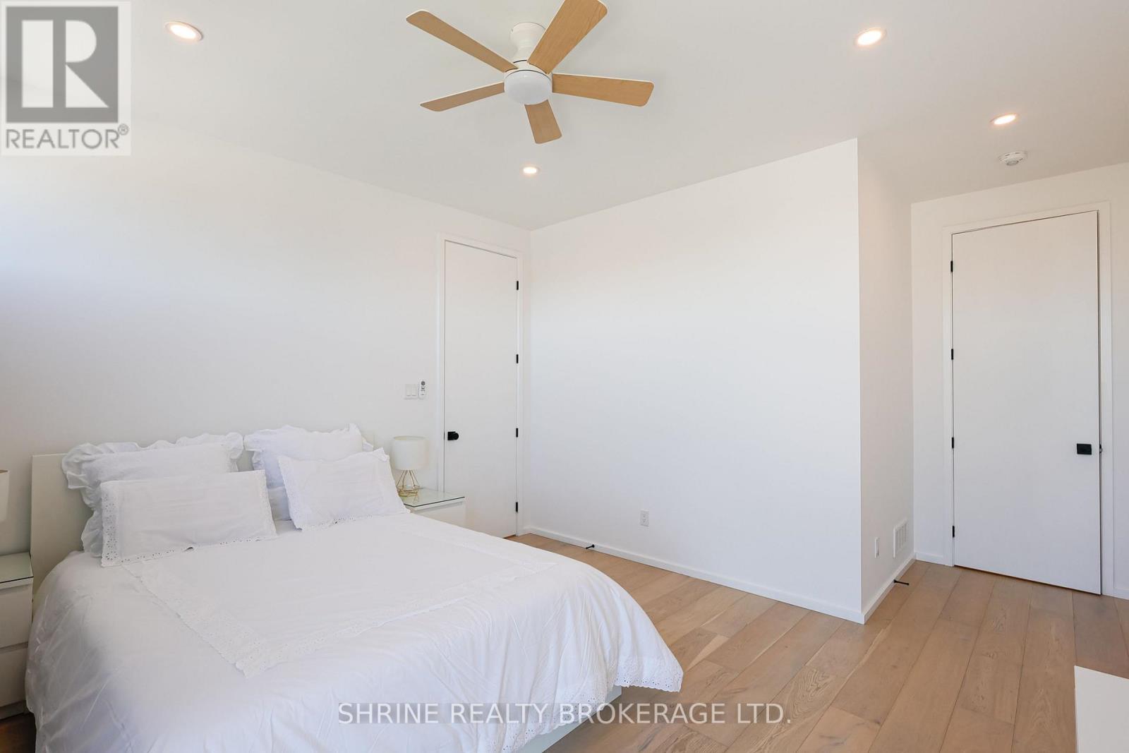 228 Edgewater Boulevard, Middlesex Centre, ON - Indoor Photo Showing Bedroom