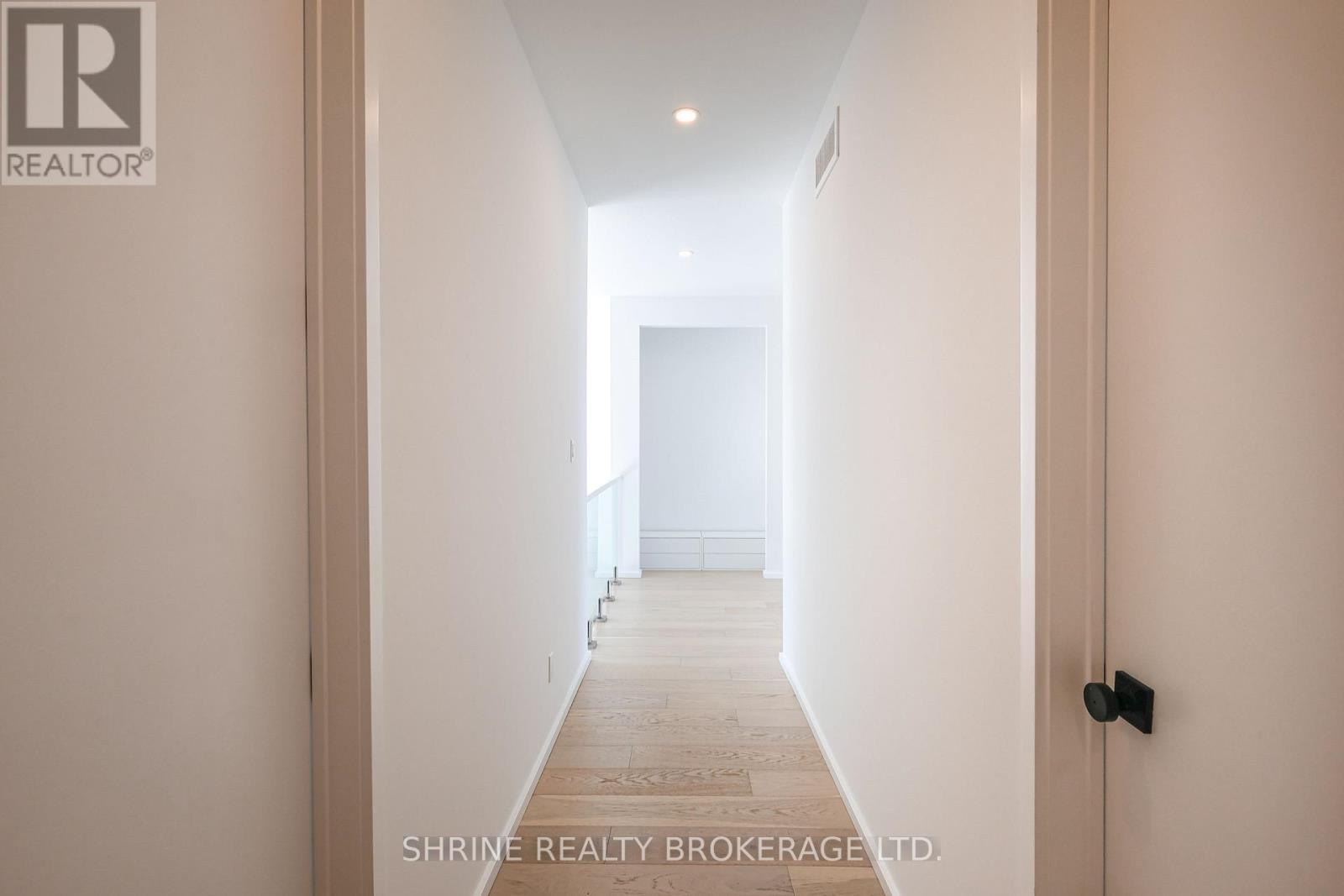 228 Edgewater Boulevard, Middlesex Centre, ON - Indoor Photo Showing Other Room