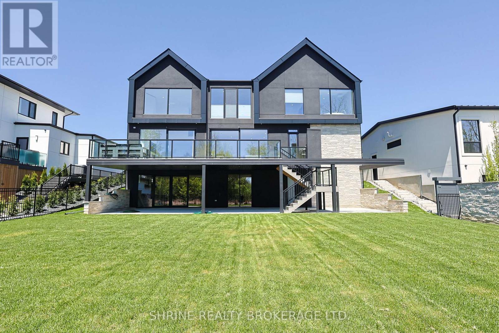 228 Edgewater Boulevard, Middlesex Centre, ON - Outdoor With Deck Patio Veranda