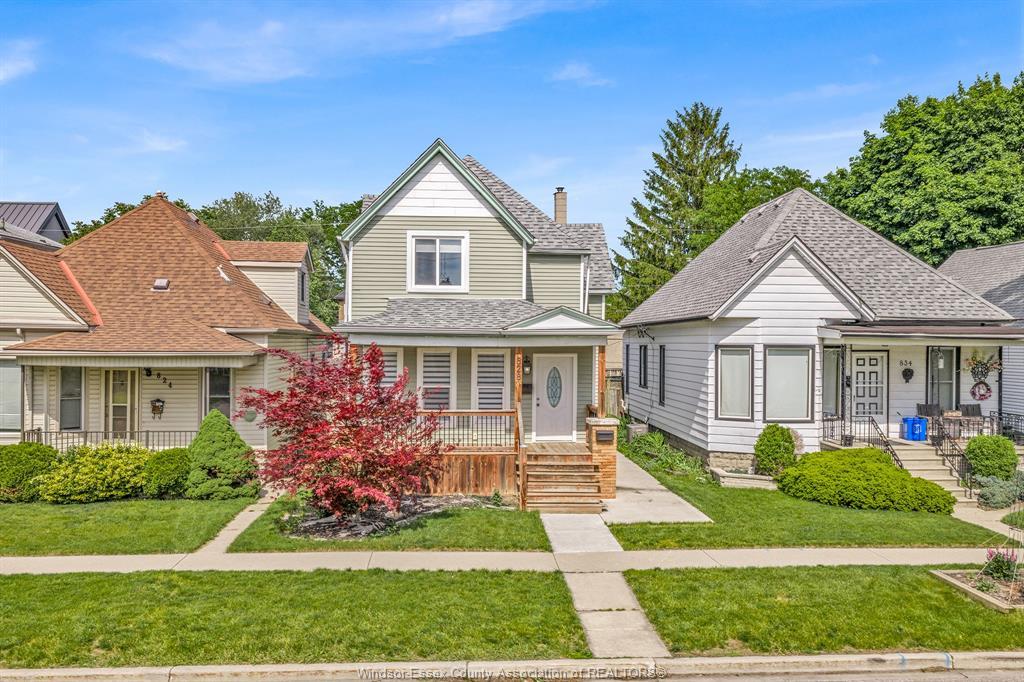 828 Lincoln, Windsor, ON