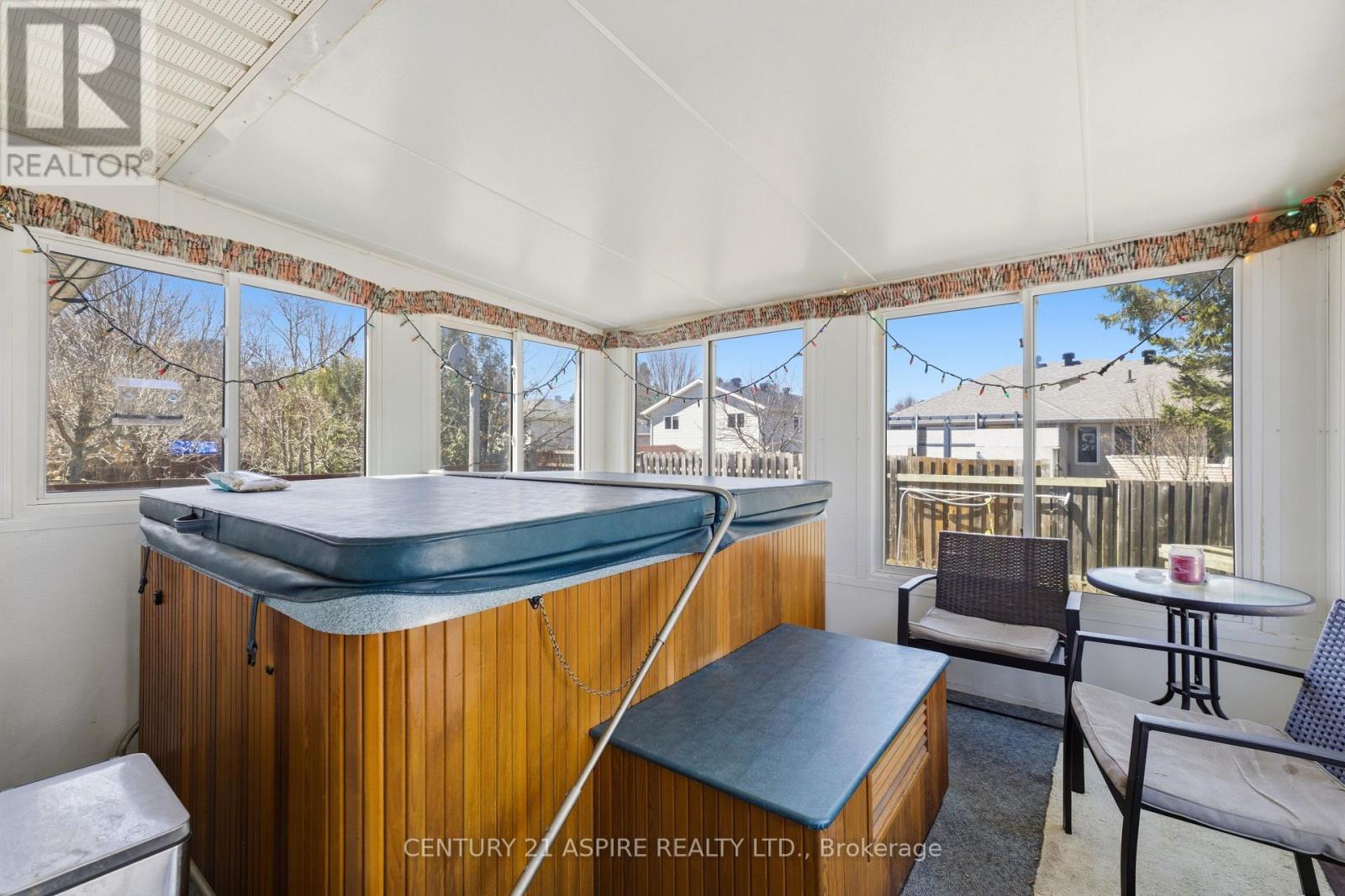 93 Frontenac Crescent, Deep River, ON - Indoor