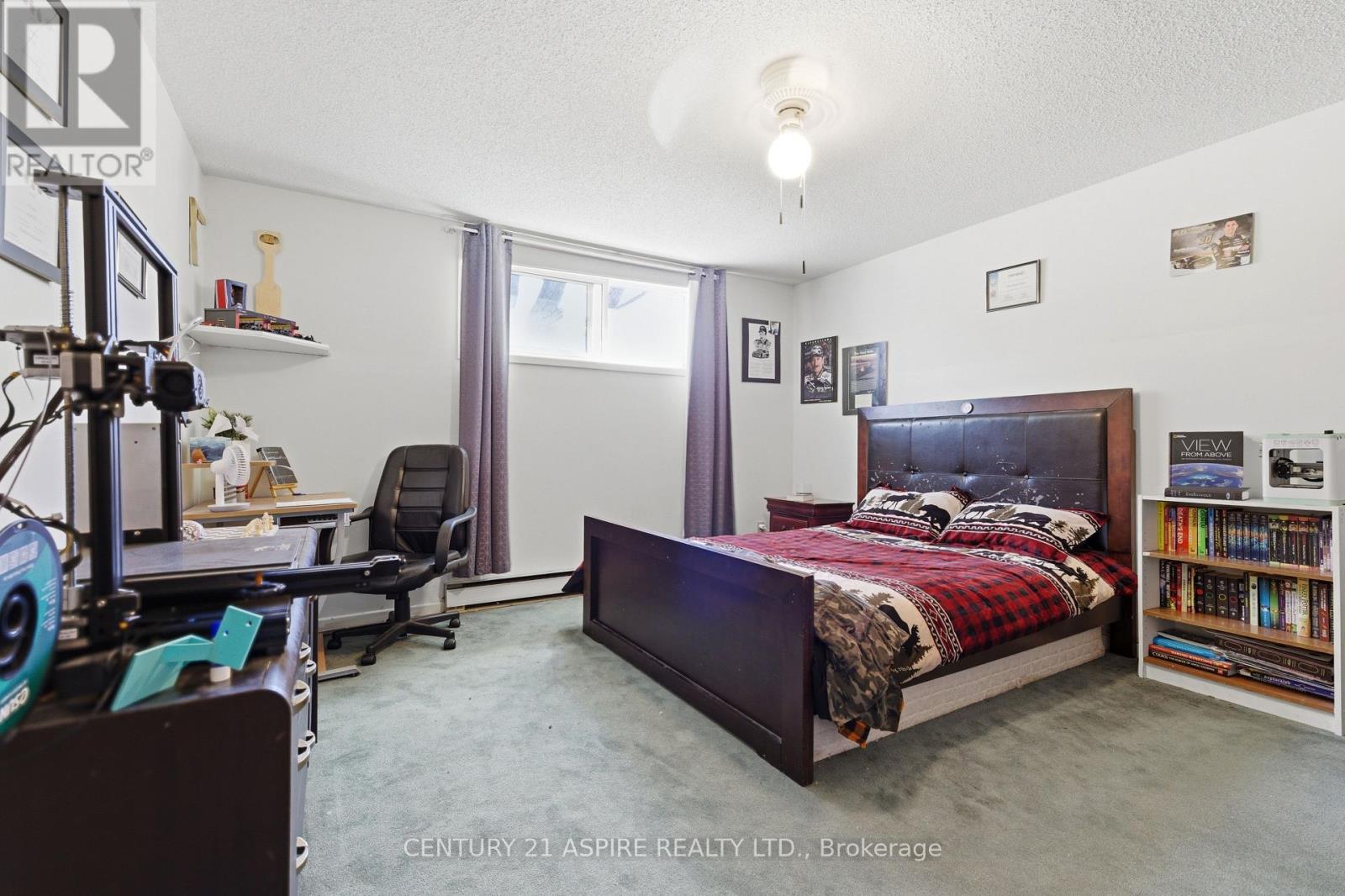 93 Frontenac Crescent, Deep River, ON - Indoor Photo Showing Bedroom