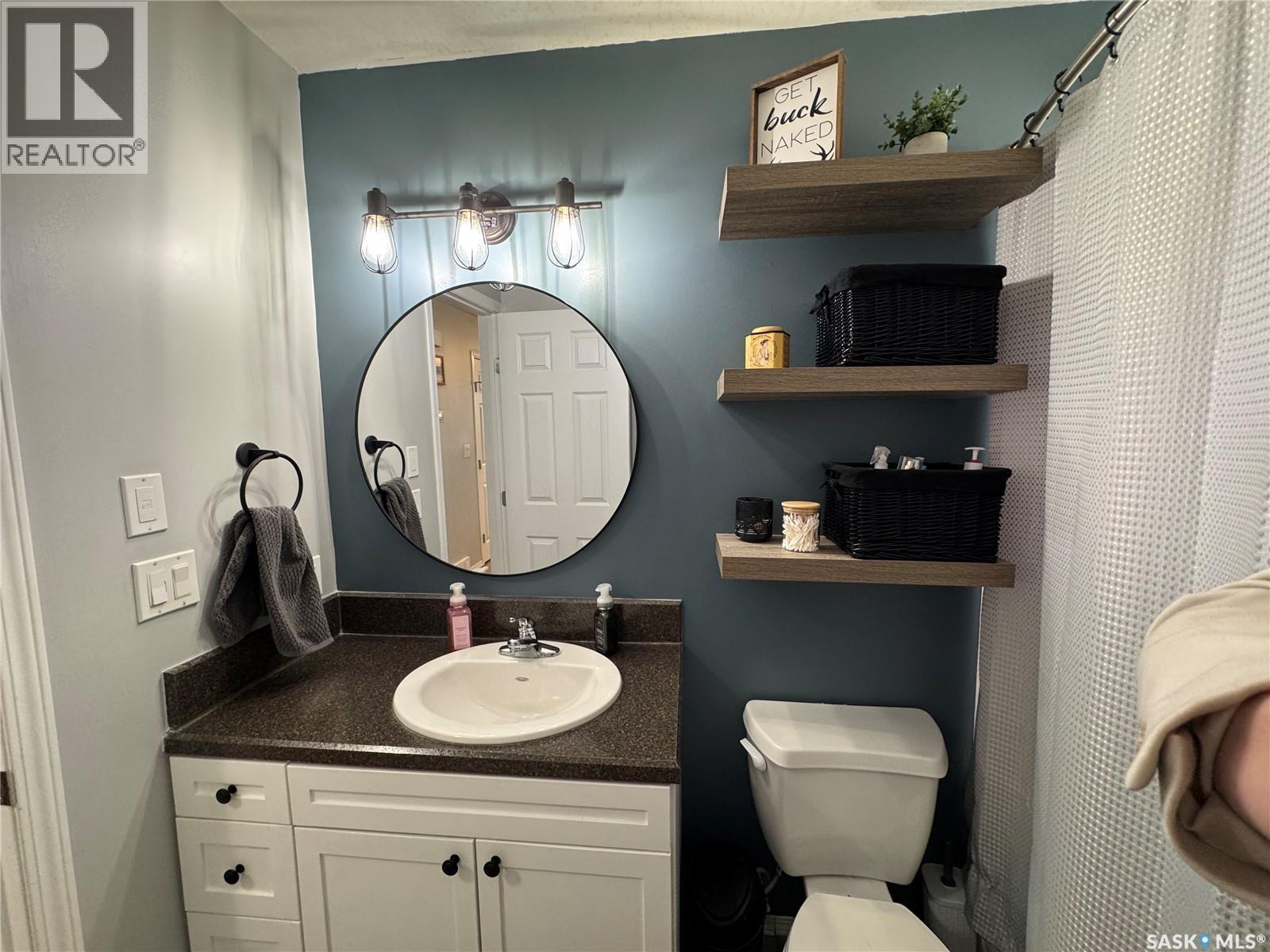 43 Marshall Crescent, Regina, SK - Indoor Photo Showing Bathroom