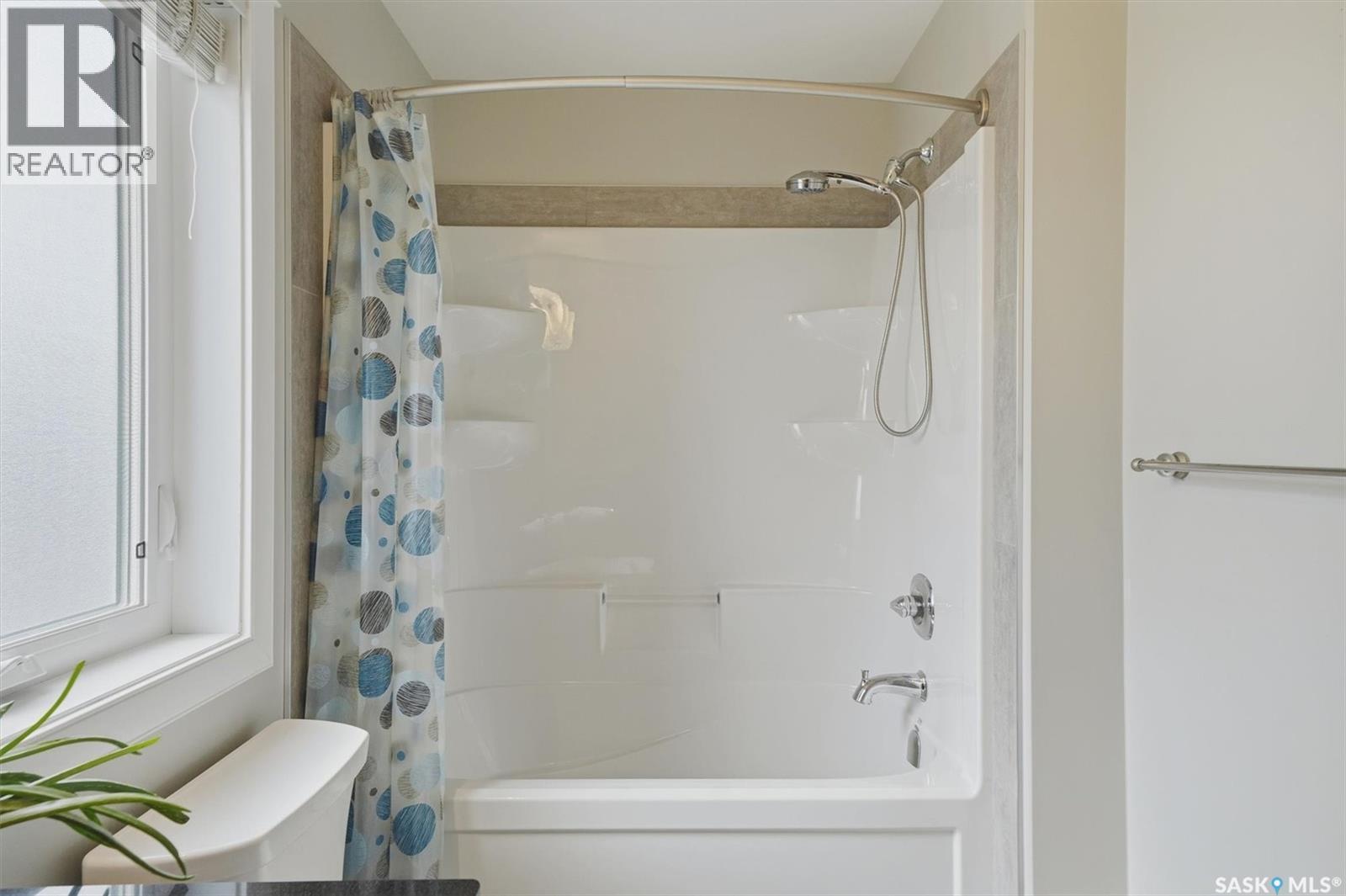 530 Maple Crescent, Warman, SK - Indoor Photo Showing Bathroom