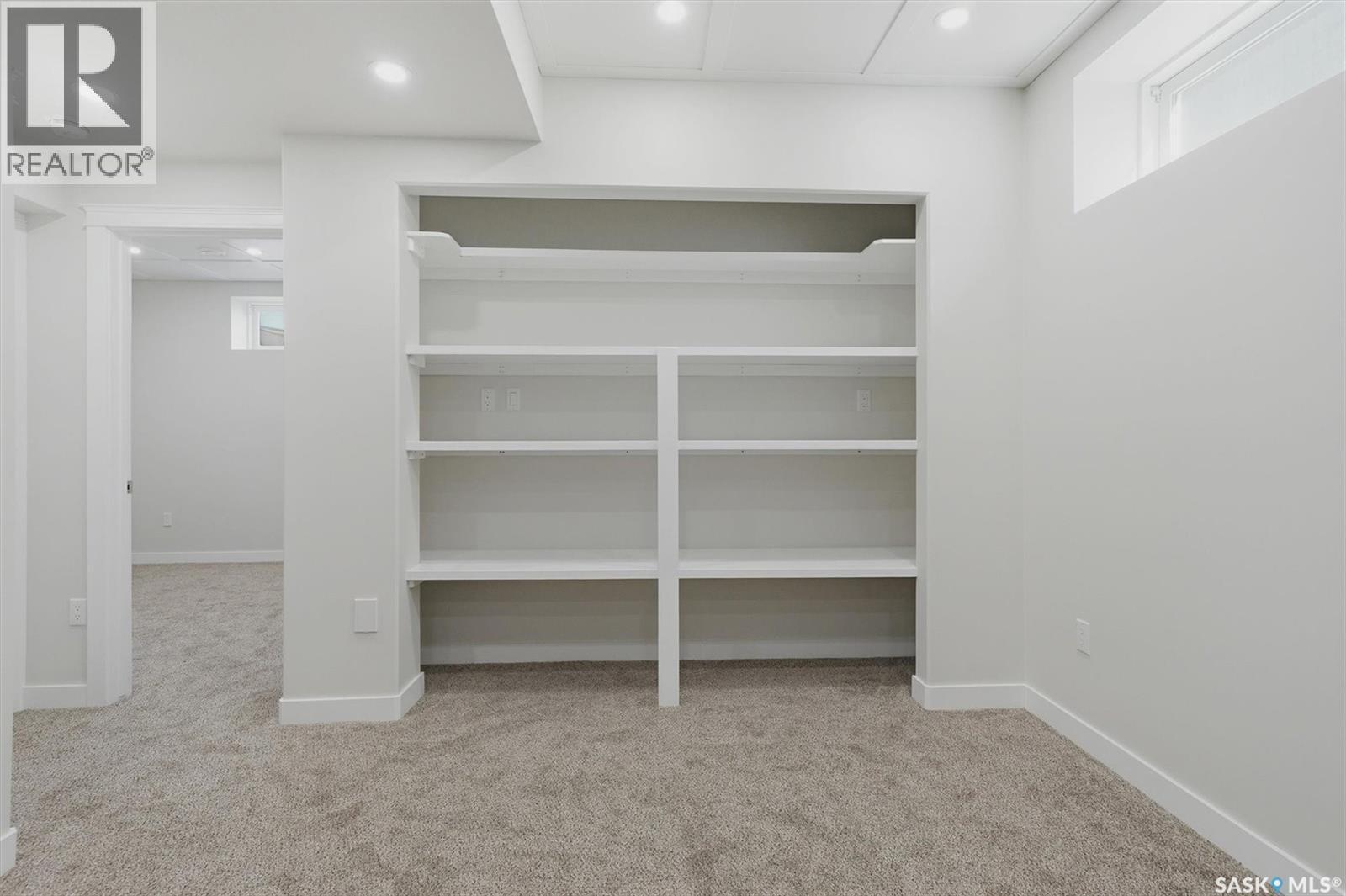 530 Maple Crescent, Warman, SK - Indoor