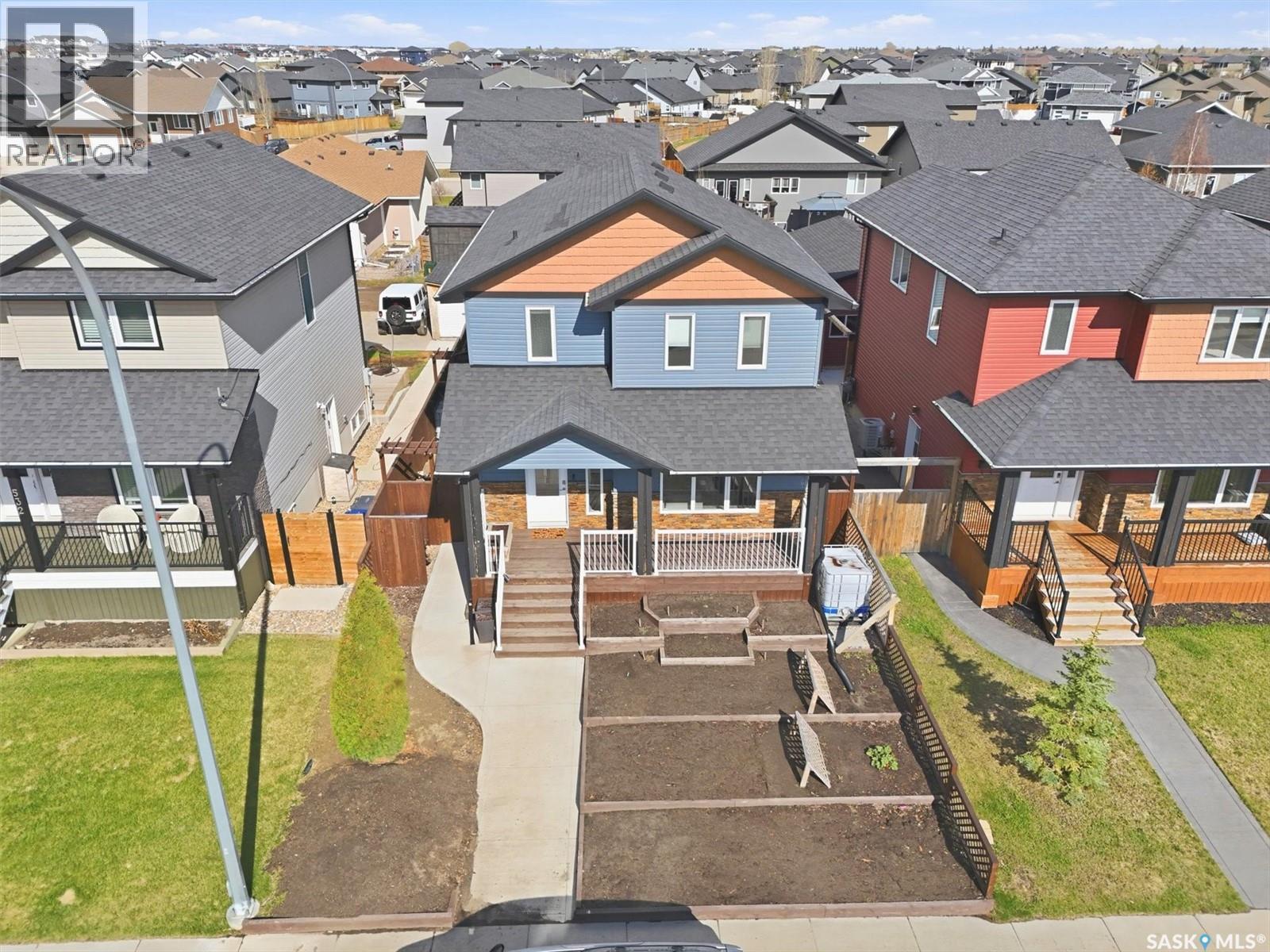 530 Maple Crescent, Warman, SK - Outdoor With Deck Patio Veranda