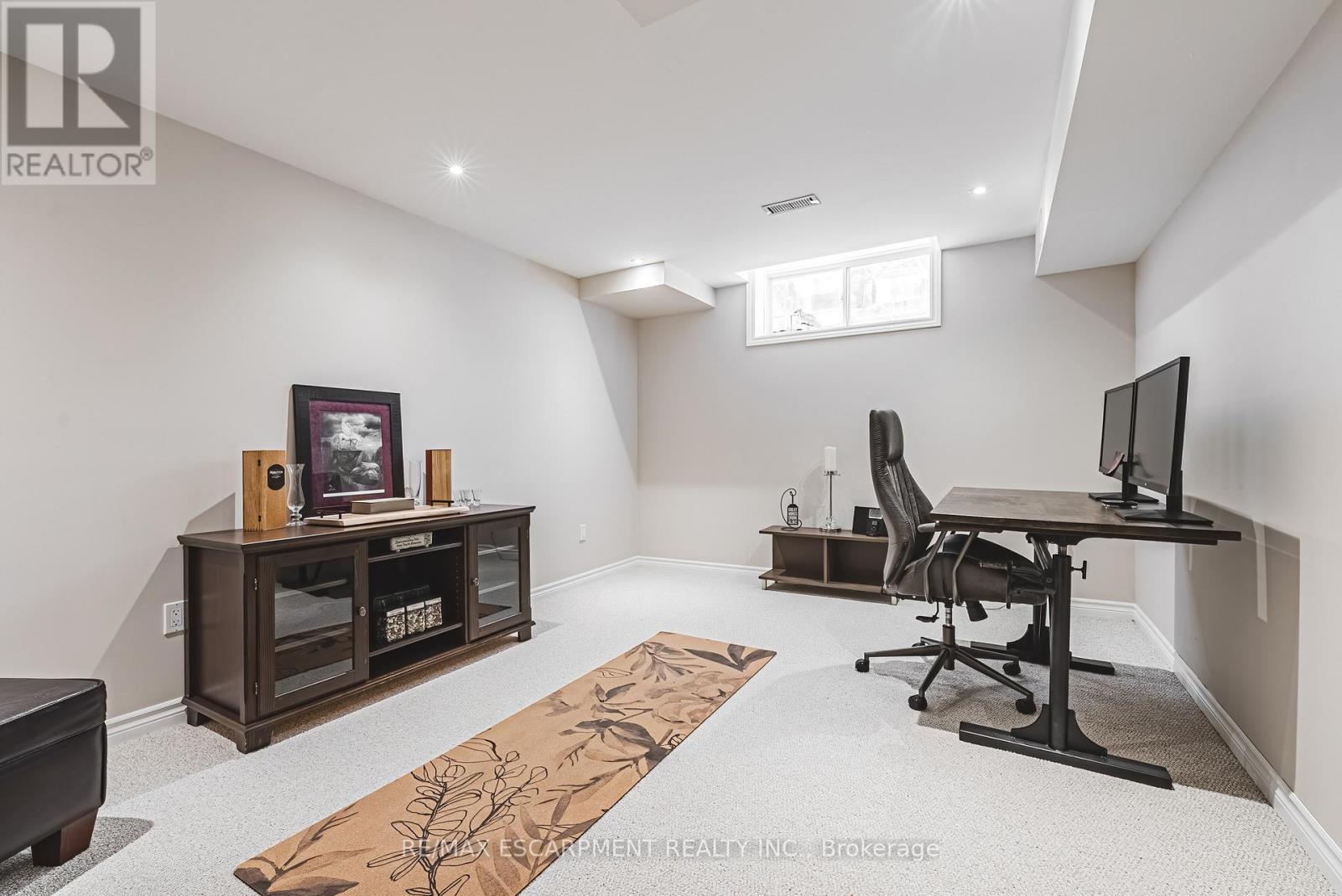 2178 Berwick Drive, Burlington, ON - Indoor Photo Showing Office