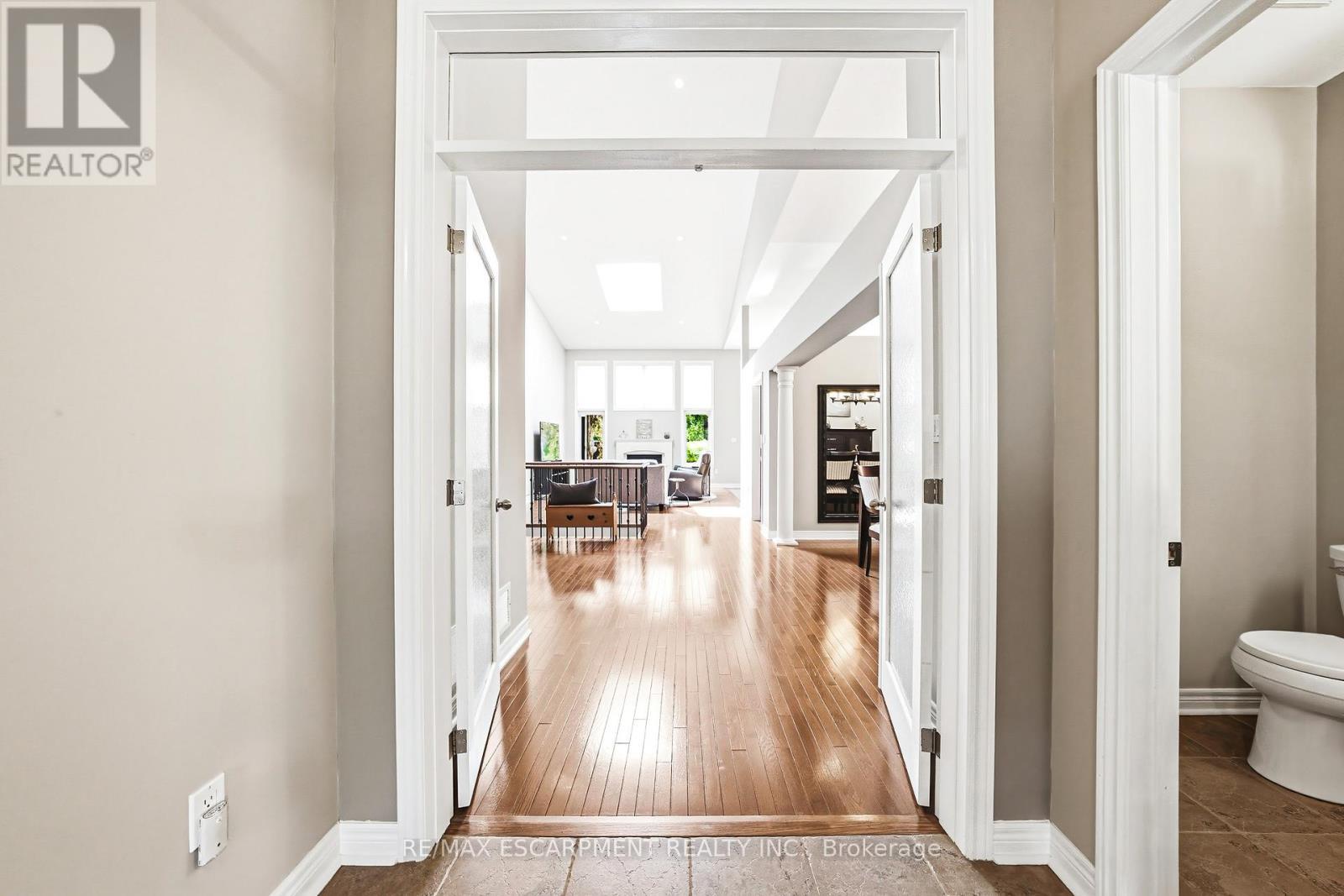 2178 Berwick Drive, Burlington, ON - Indoor Photo Showing Other Room