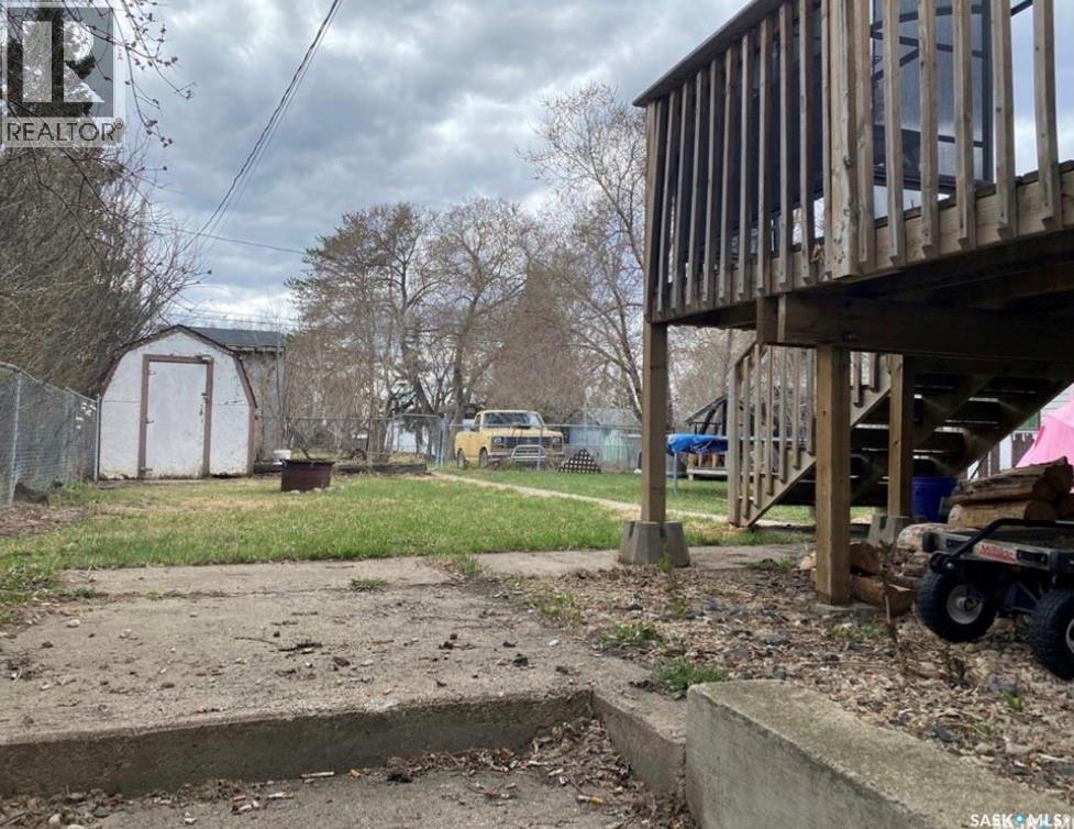 114 7Th Avenue S, Big River, SK - Outdoor
