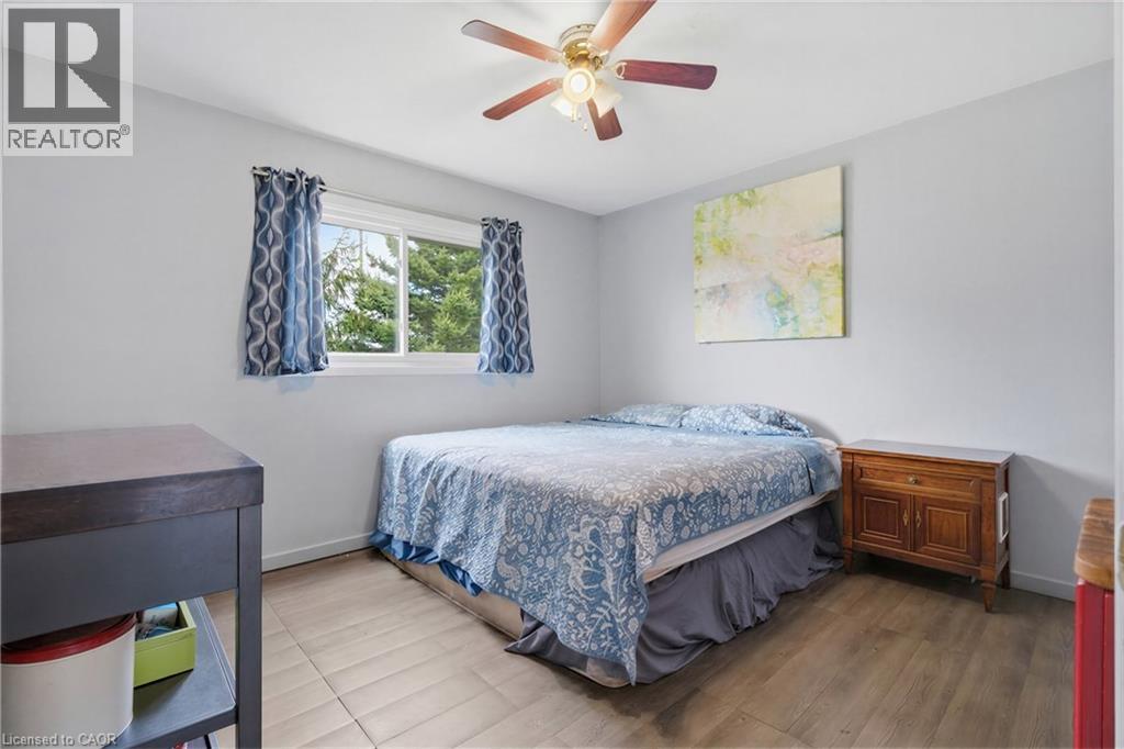 8 Abbott Lane, Cayuga, ON - Indoor Photo Showing Bedroom