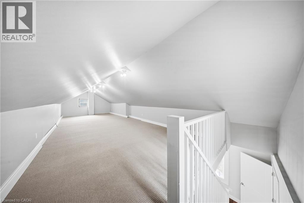 75 Robinson Road, Cambridge, ON - Indoor Photo Showing Other Room