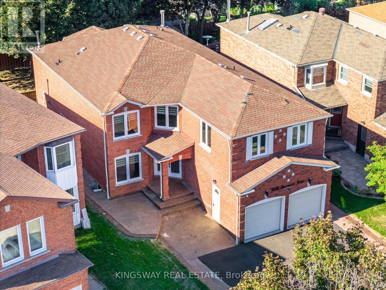 1008 Ceremonial Drive, Mississauga, ON - Outdoor With Exterior