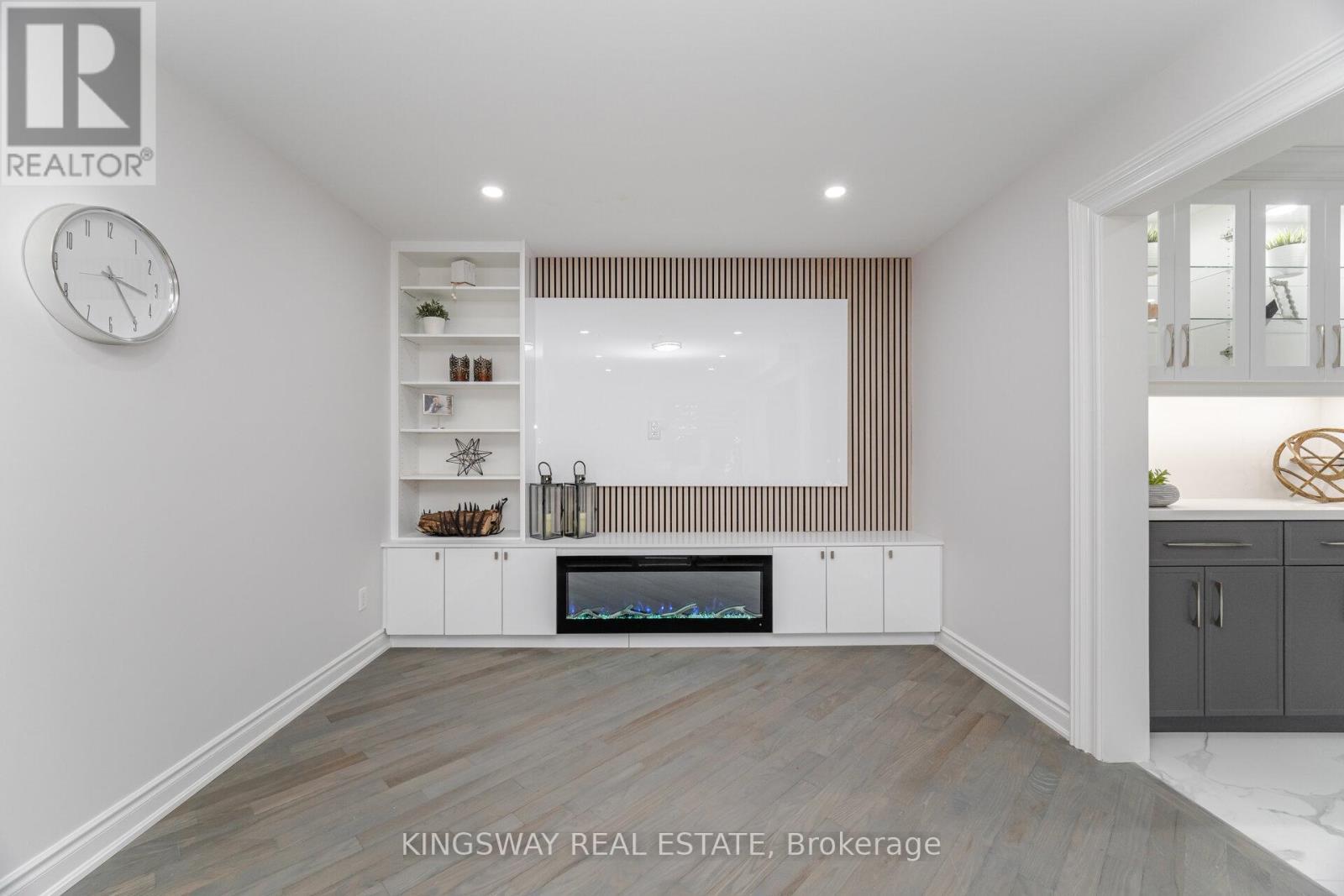 1008 Ceremonial Drive, Mississauga, ON - Indoor