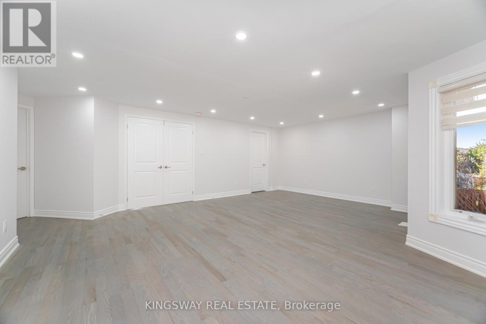 1008 Ceremonial Drive, Mississauga, ON - Indoor Photo Showing Other Room