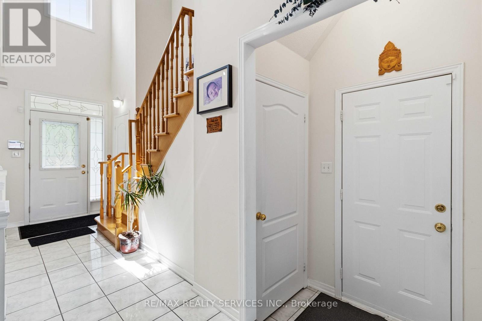 82 Mainard Crescent, Brampton, ON - Indoor Photo Showing Other Room