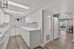 Kitchen with lots of Storage - 