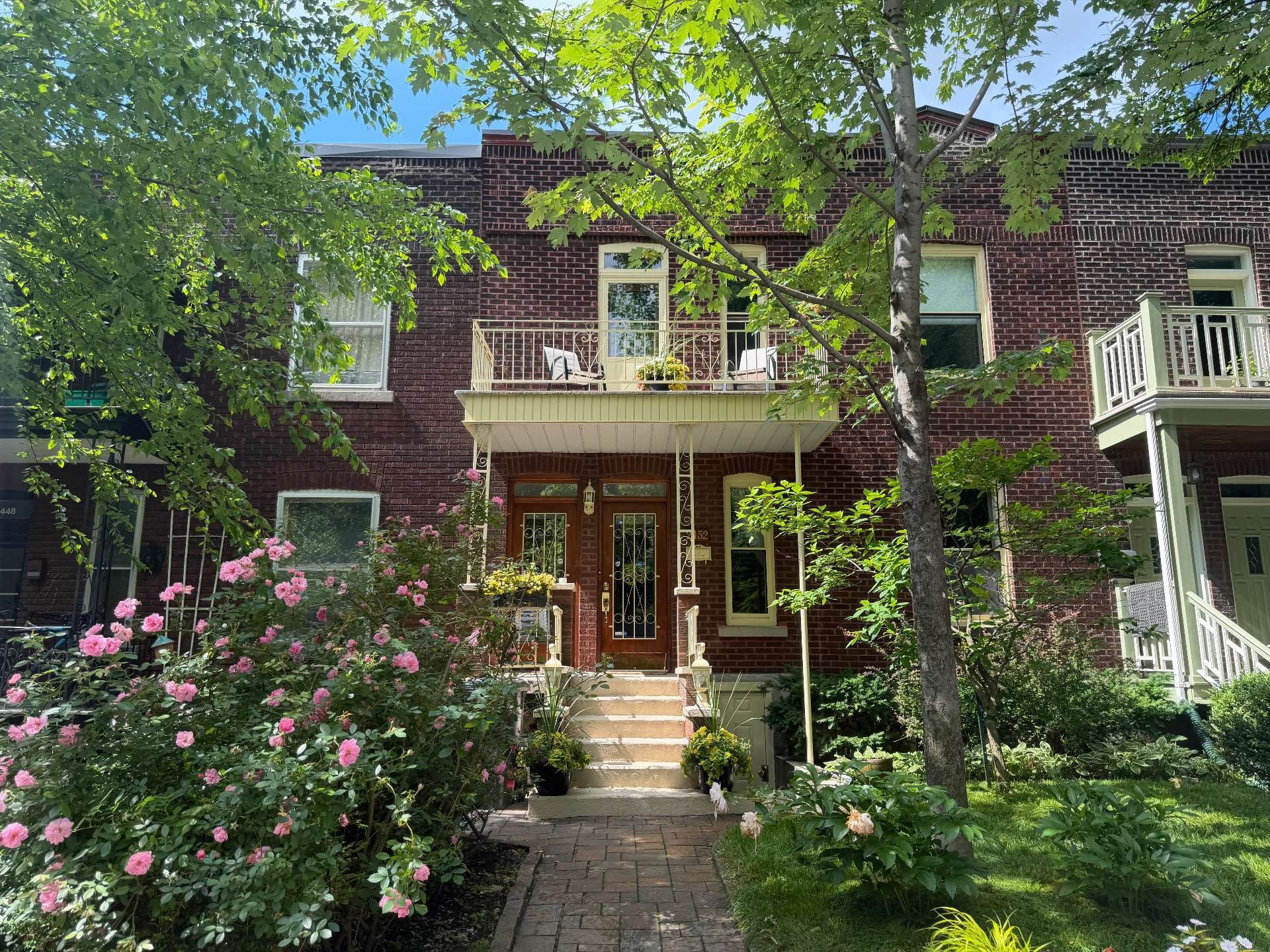 Façade - 2452 Av. West Hill, Montréal (Côte-Des-Neiges/Notre-Dame-De-Grâce), QC - Outdoor With Deck Patio Veranda