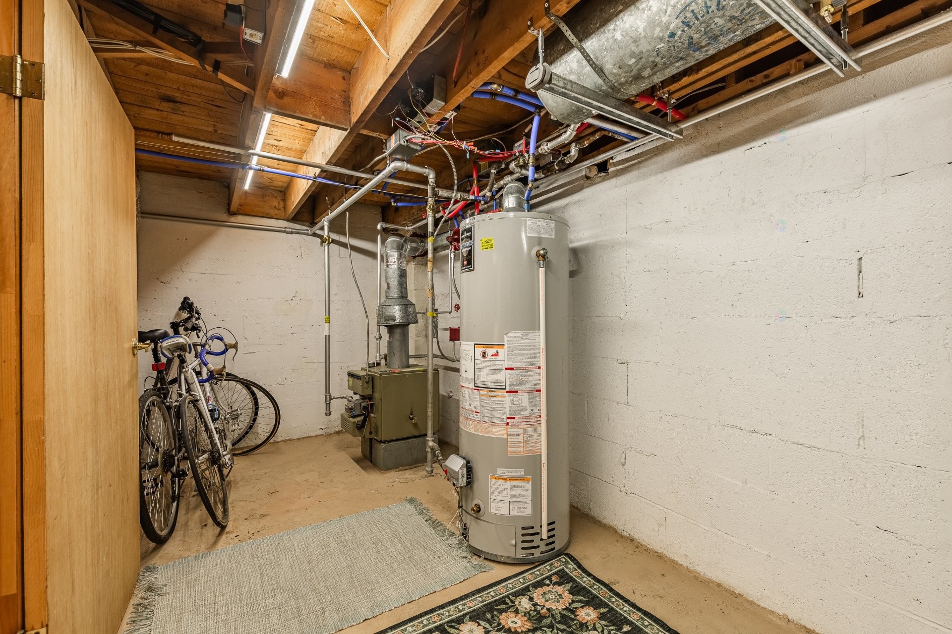 Sous-sol - 2452 Av. West Hill, Montréal (Côte-Des-Neiges/Notre-Dame-De-Grâce), QC - Indoor Photo Showing Basement