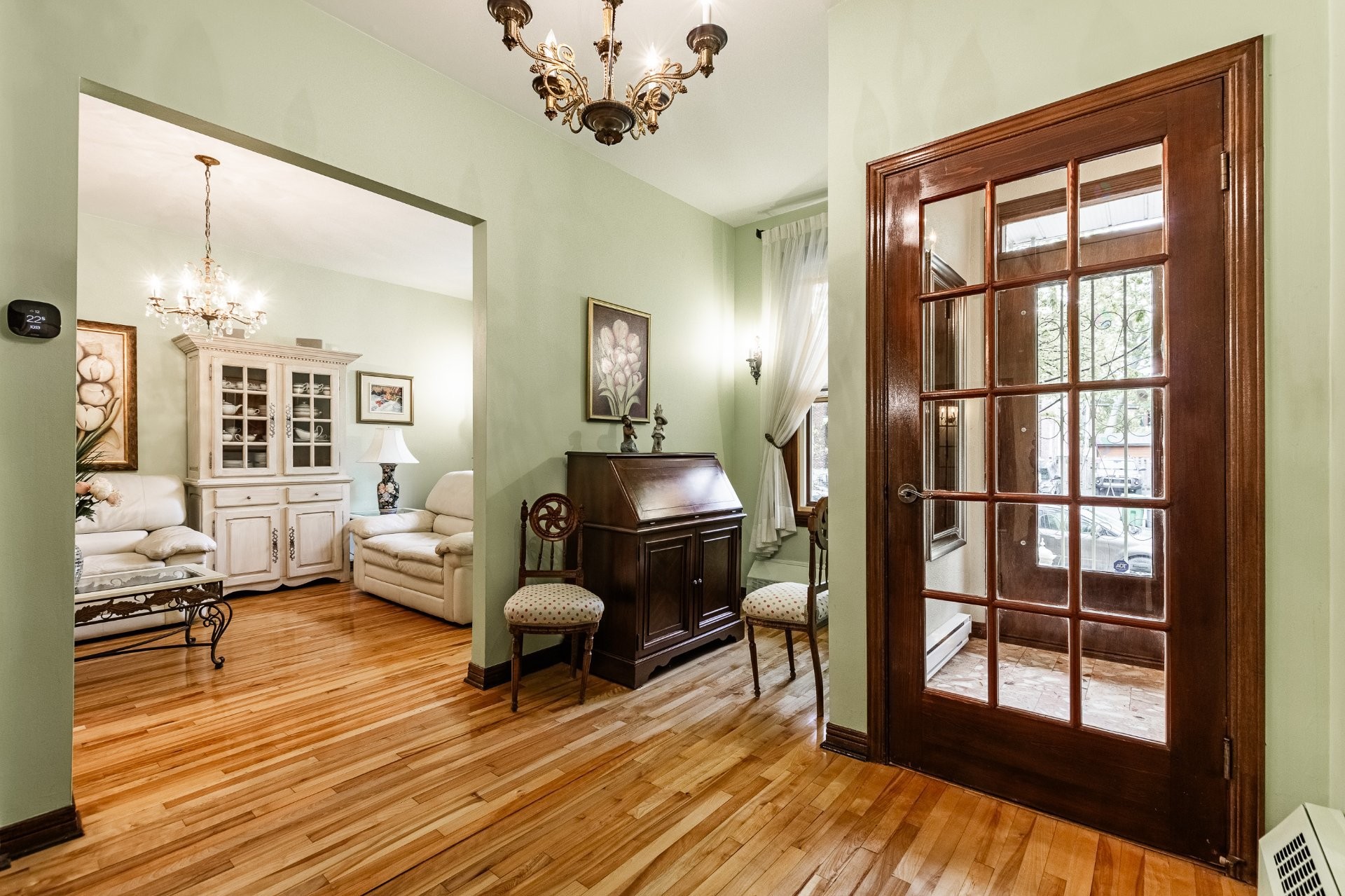 Hall d'entrée/Vestibule - 2452 Av. West Hill, Montréal (Côte-Des-Neiges/Notre-Dame-De-Grâce), QC - Indoor Photo Showing Other Room