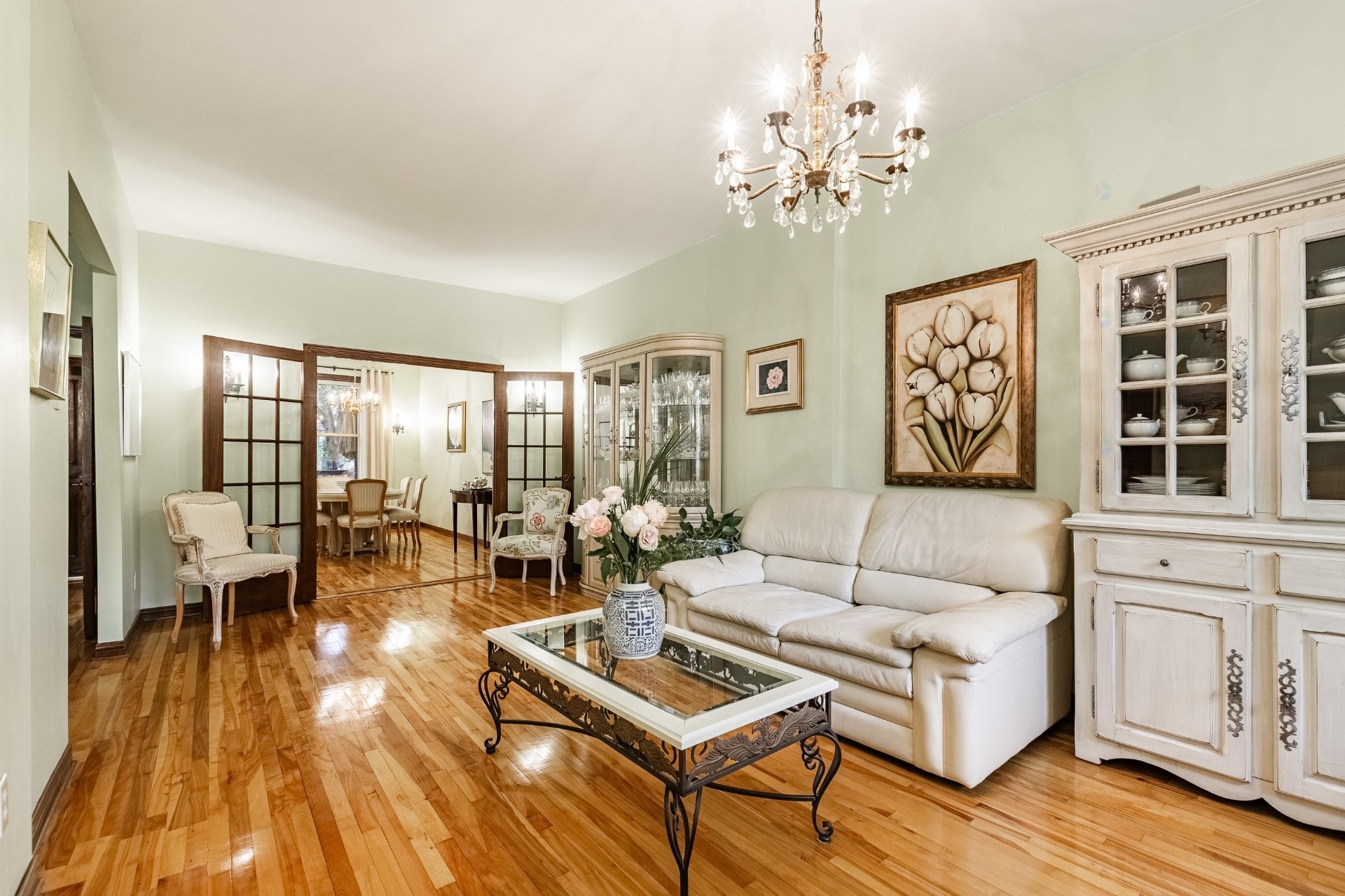 Salon - 2452 Av. West Hill, Montréal (Côte-Des-Neiges/Notre-Dame-De-Grâce), QC - Indoor Photo Showing Living Room