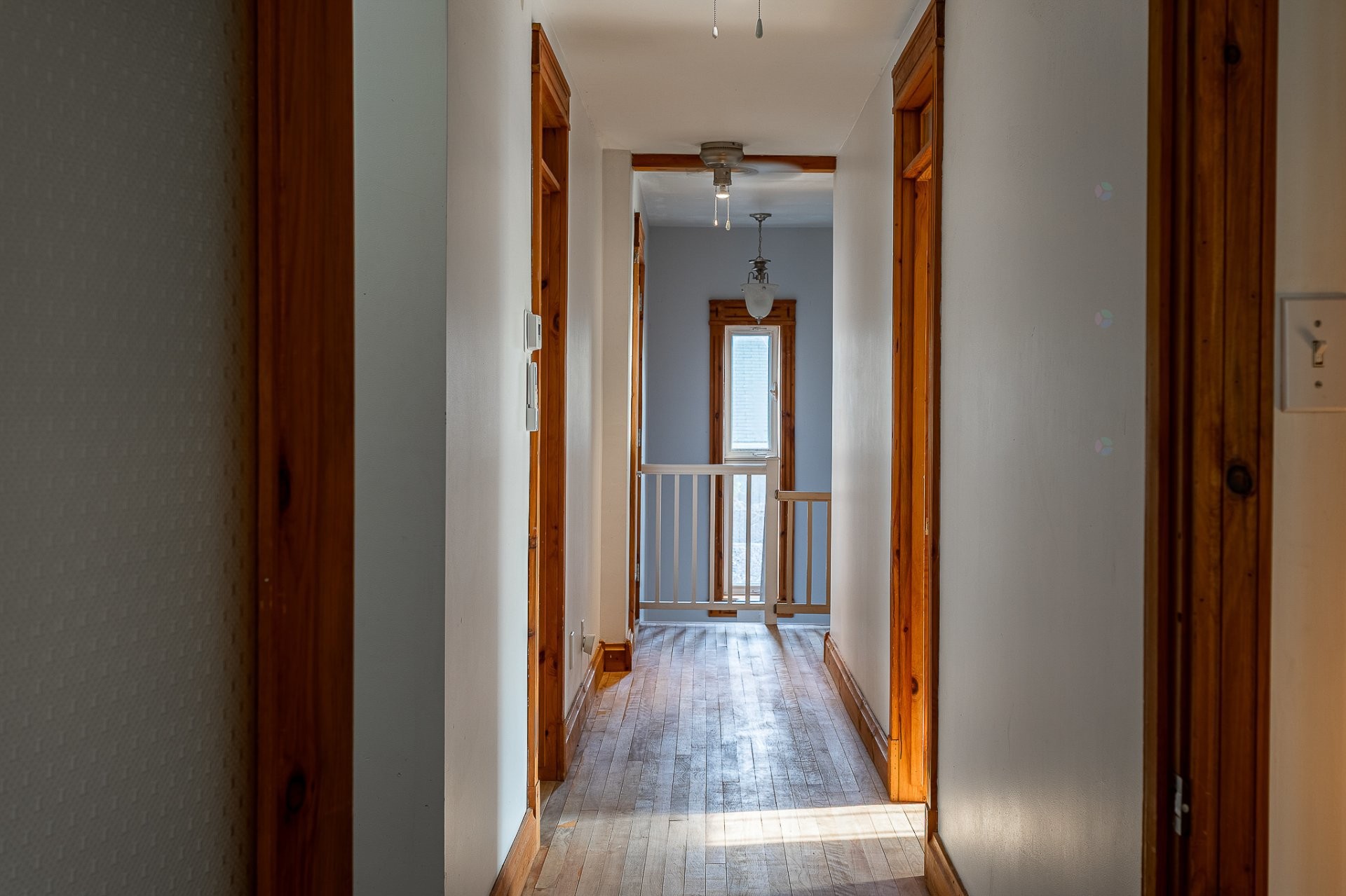 Passageway - 979 Av. Hemlock, Shawinigan, QC - Indoor Photo Showing Other Room
