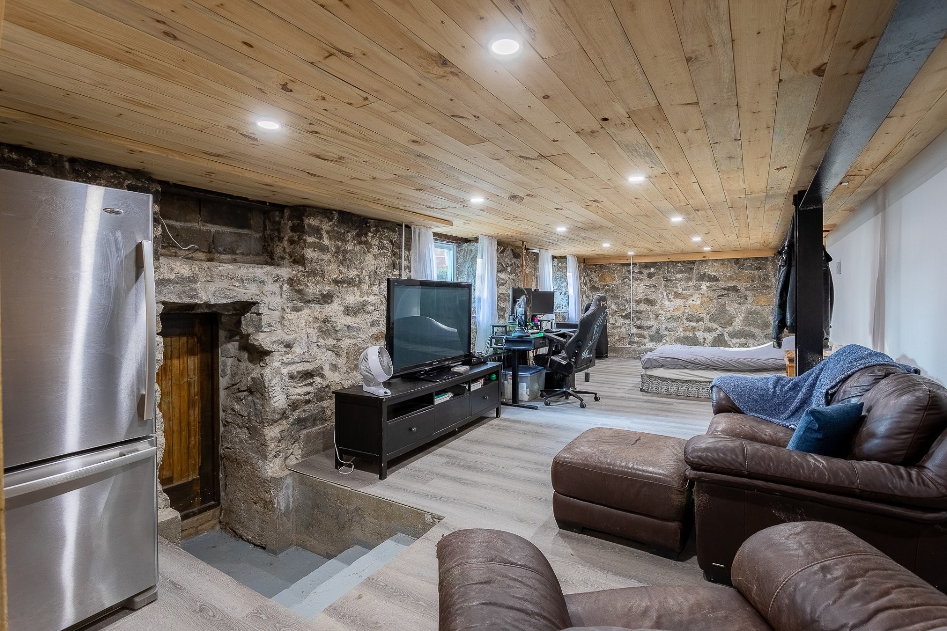 Family Room - 979 Av. Hemlock, Shawinigan, QC - Indoor