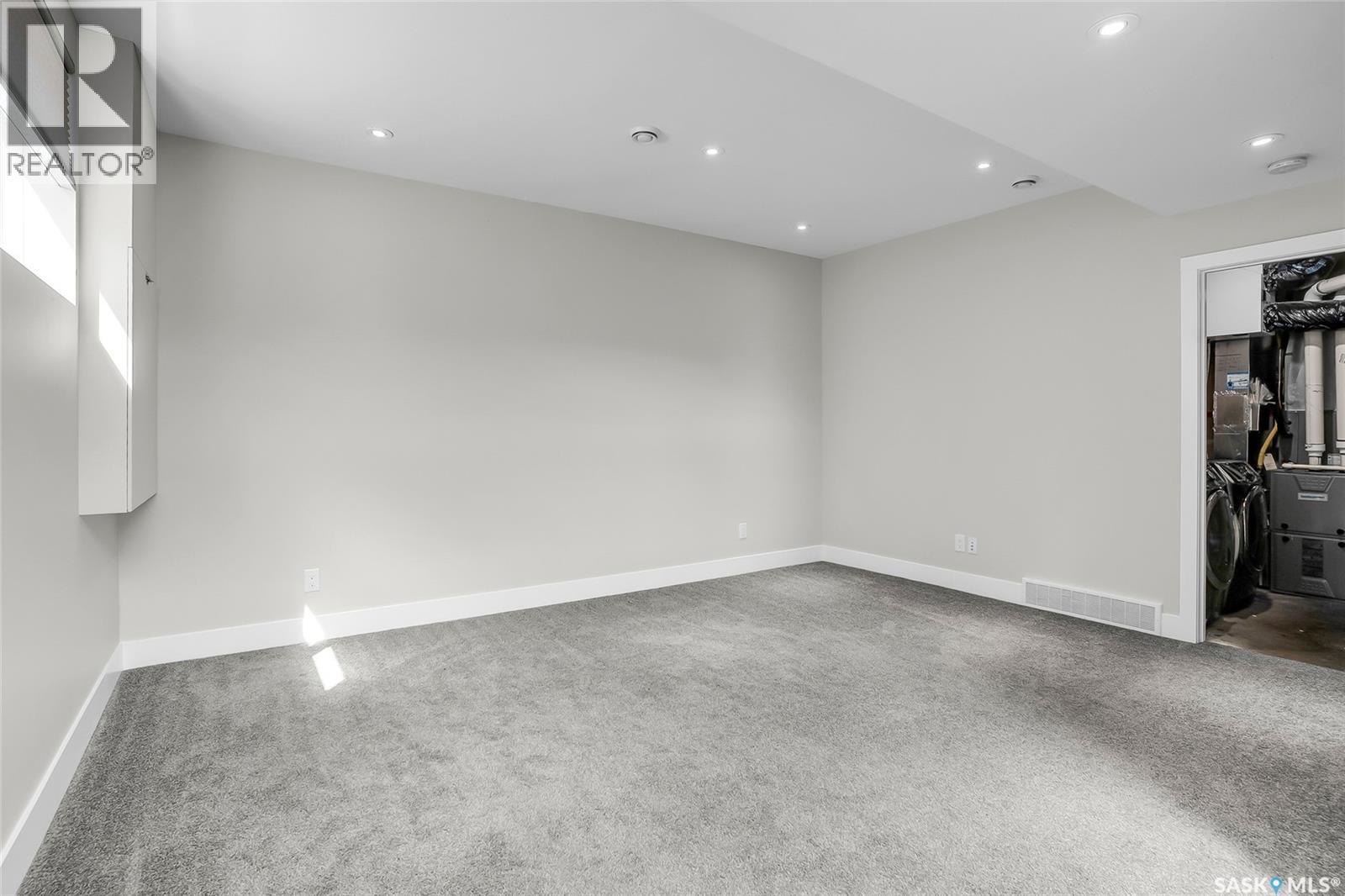 814 Werschner Court, Saskatoon, SK - Indoor Photo Showing Other Room
