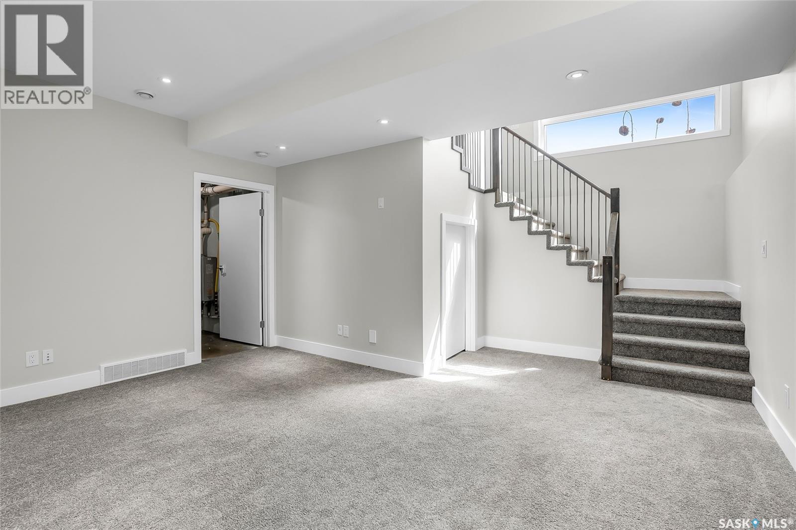 814 Werschner Court, Saskatoon, SK - Indoor Photo Showing Other Room