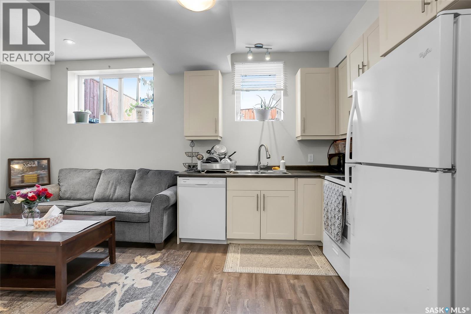 814 Werschner Court, Saskatoon, SK - Indoor