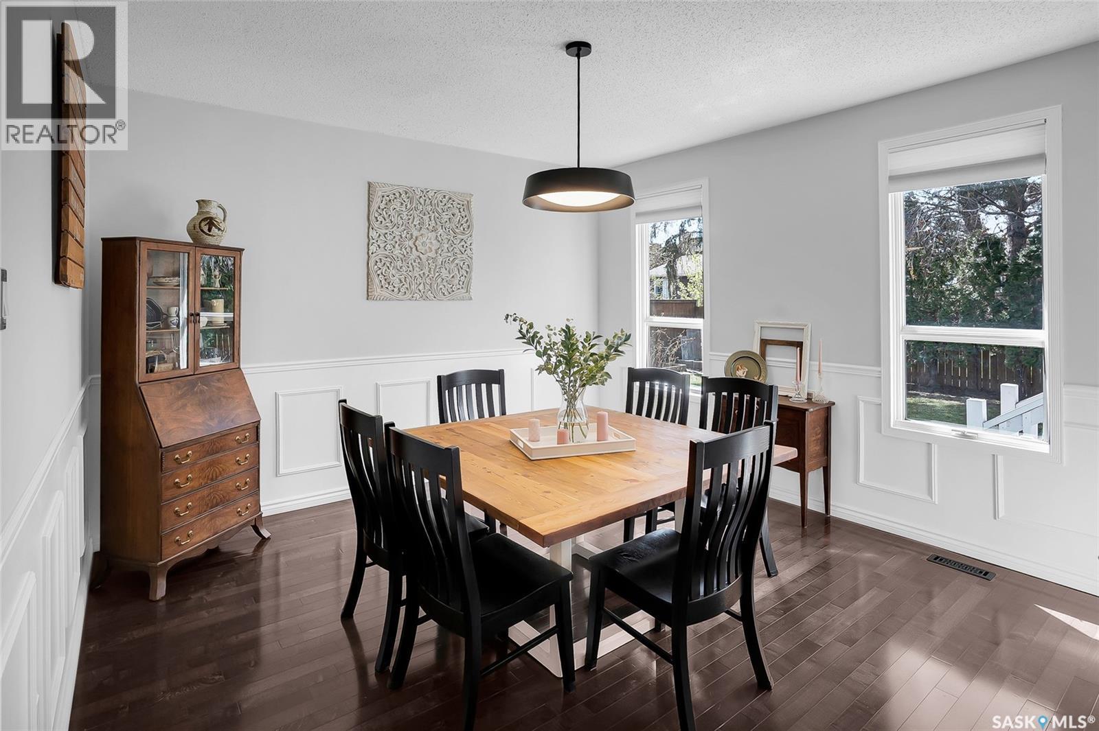 262 Christopher Crescent, Saskatoon, SK - Indoor Photo Showing Dining Room