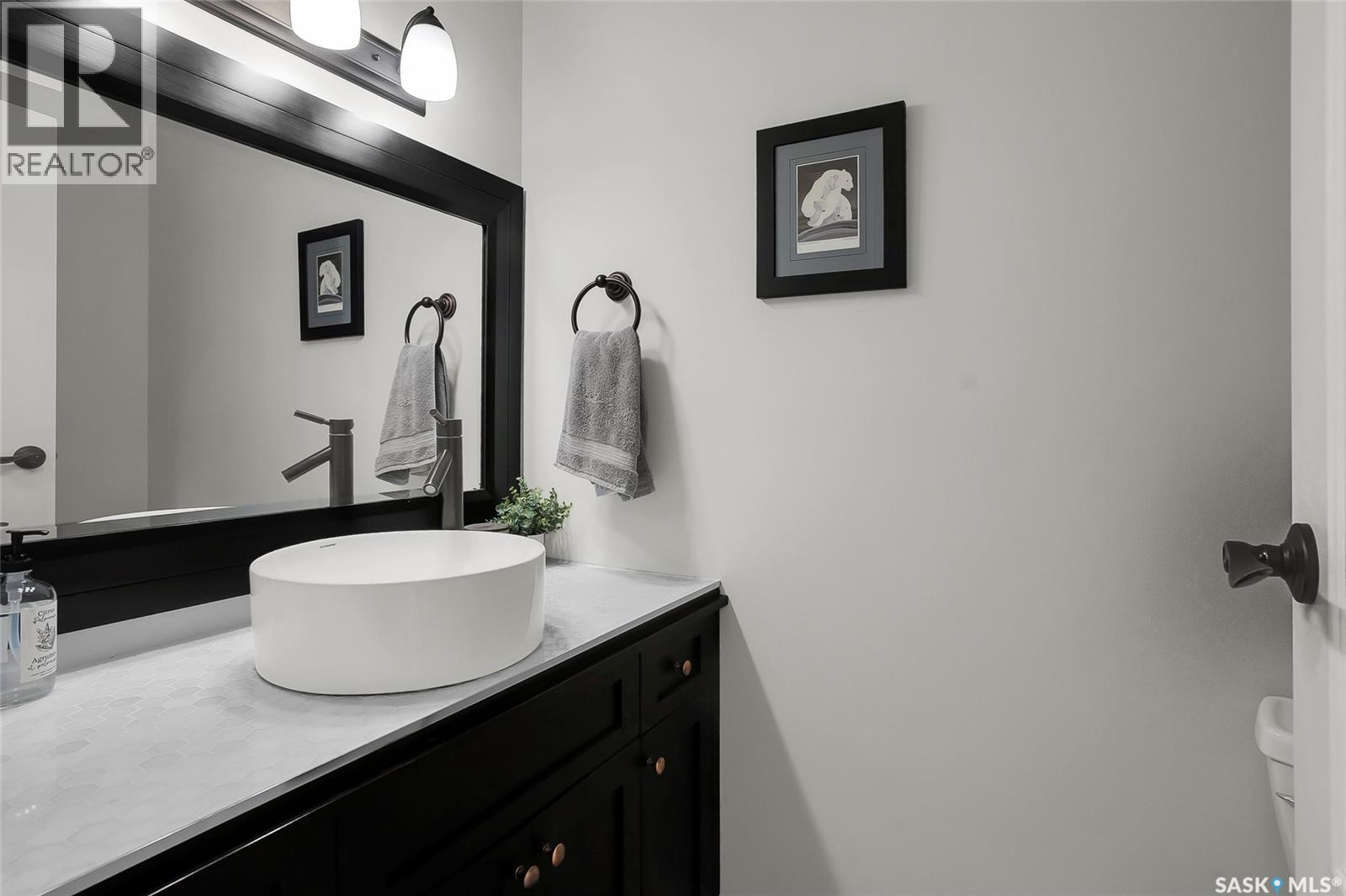 262 Christopher Crescent, Saskatoon, SK - Indoor Photo Showing Bathroom