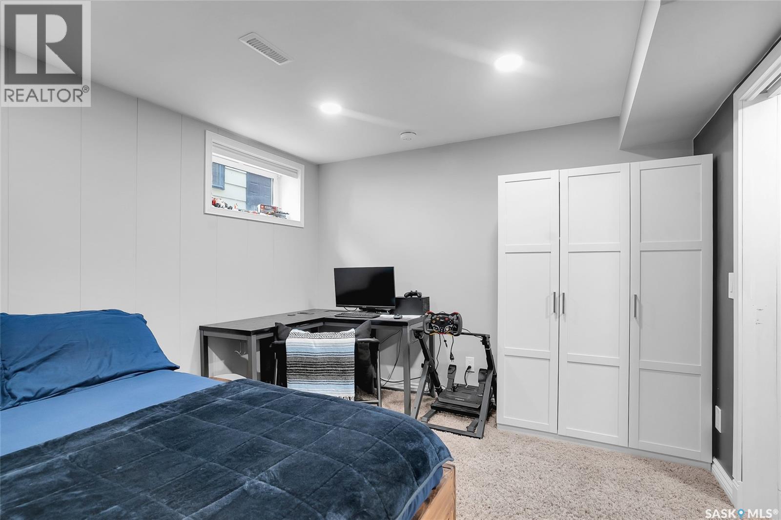 262 Christopher Crescent, Saskatoon, SK - Indoor Photo Showing Bedroom